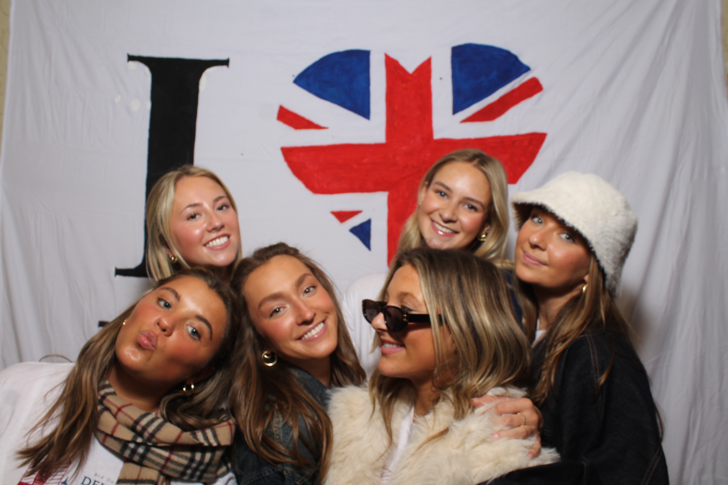 Delta Gamma Bid Day | View more photos from the event at gallery.photoboothcincy.com/u/PhotoBoothCincy/Delta-Gamma-Bid-Day