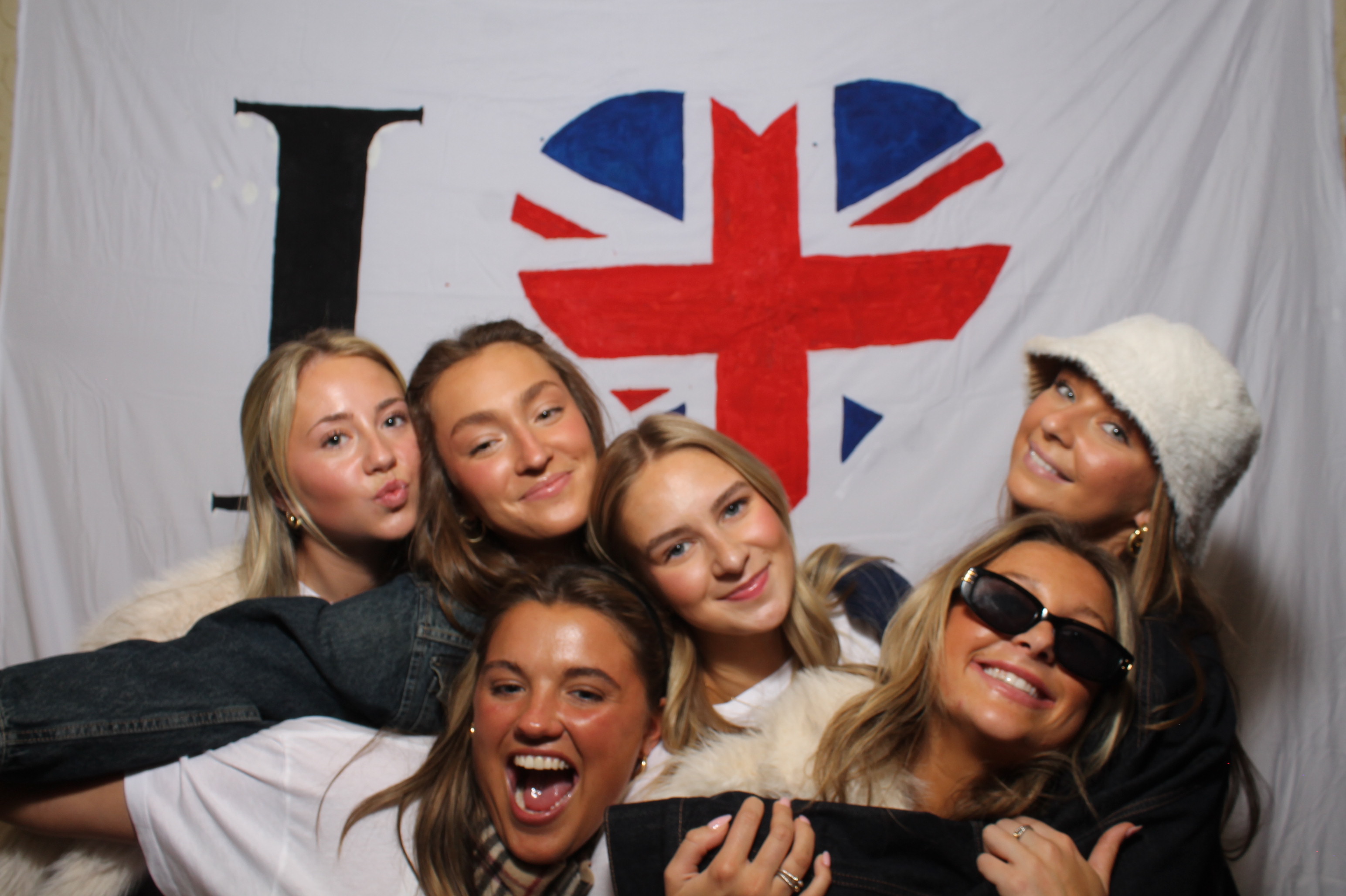 Delta Gamma Bid Day | View more photos from the event at gallery.photoboothcincy.com/u/PhotoBoothCincy/Delta-Gamma-Bid-Day