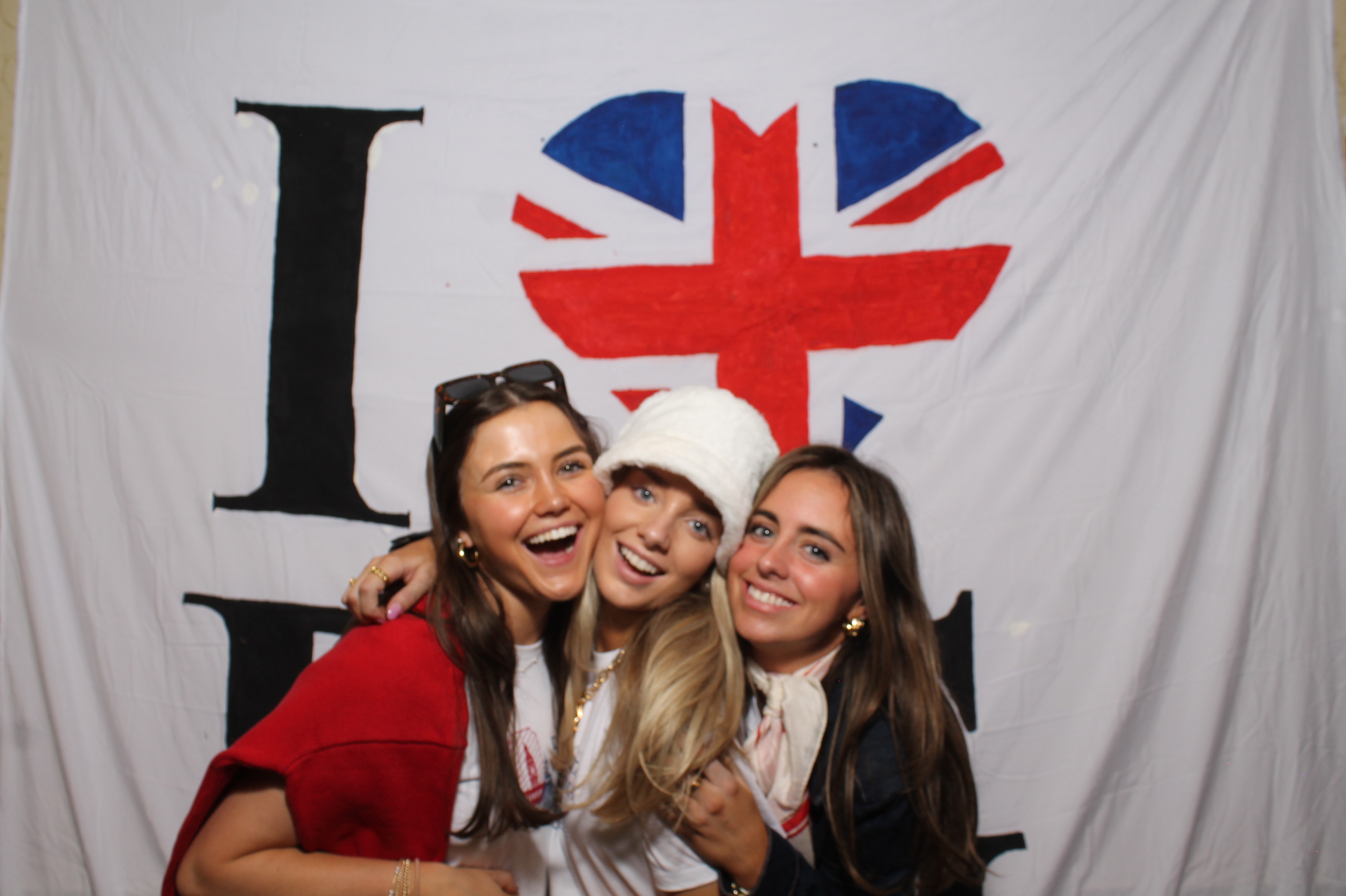 Delta Gamma Bid Day | View more photos from the event at gallery.photoboothcincy.com/u/PhotoBoothCincy/Delta-Gamma-Bid-Day