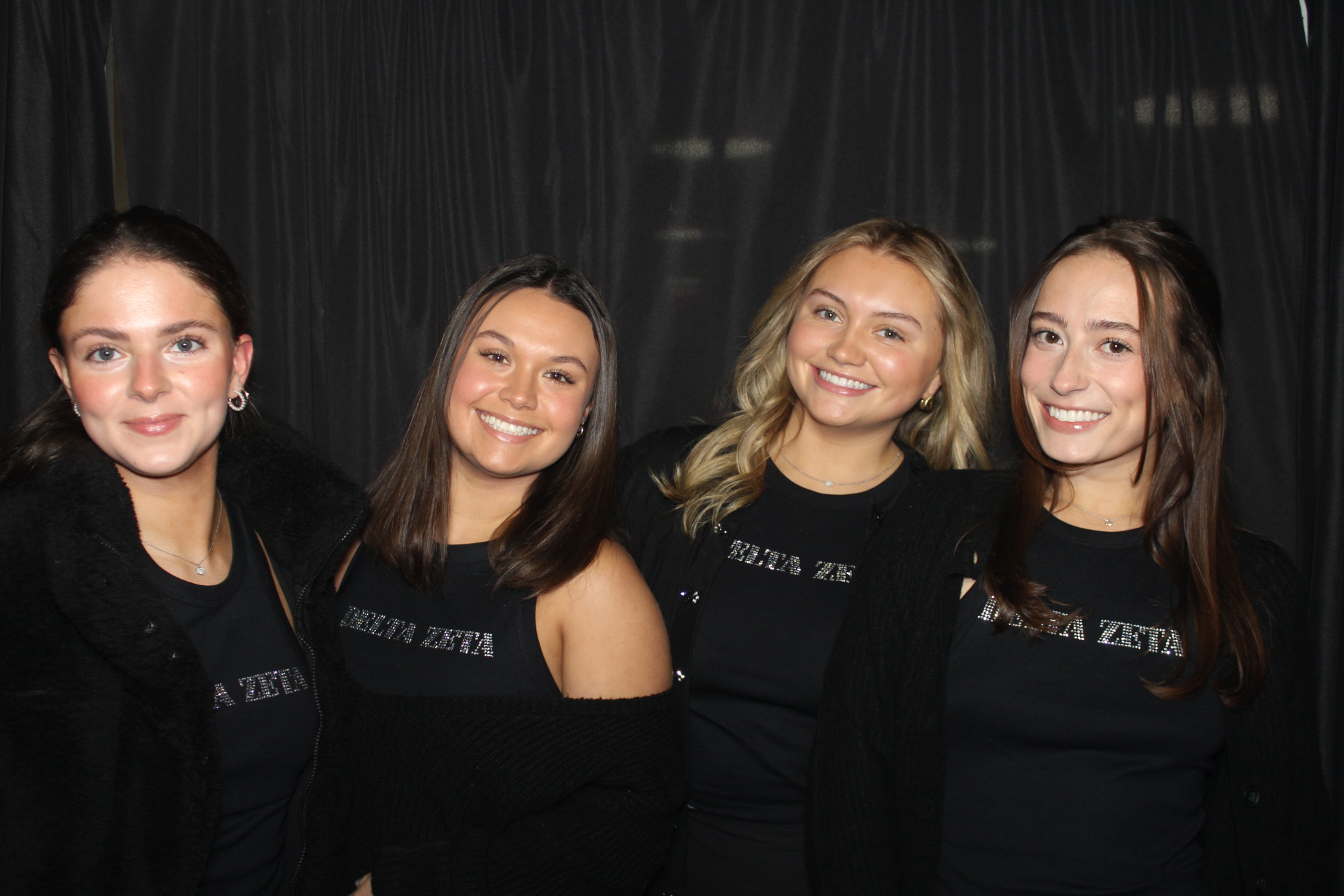 Delta Zeta Bid Day | View more photos from the event at gallery.photoboothcincy.com/u/PhotoBoothCincy/Delta-Zeta-Bid-Day
