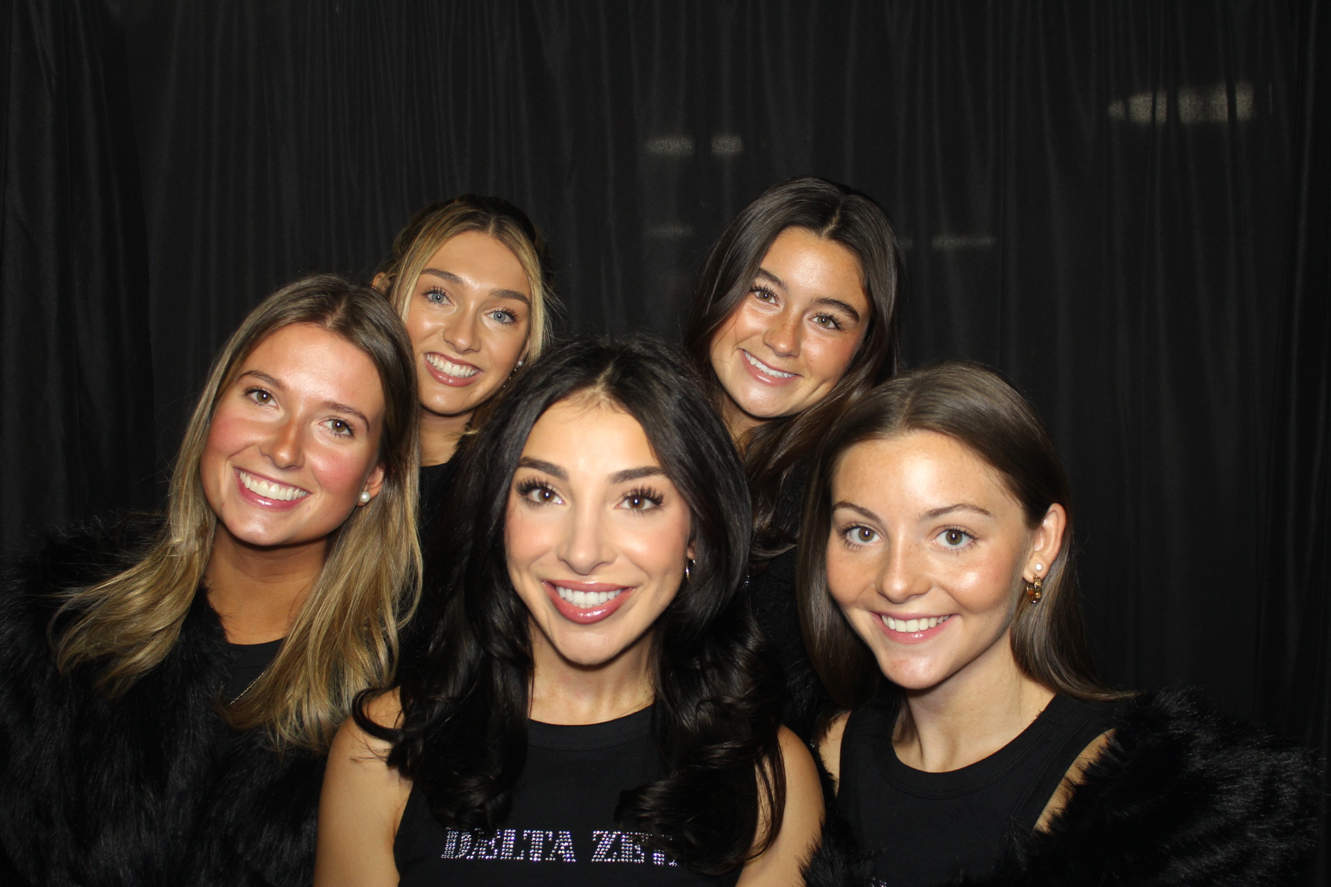 Delta Zeta Bid Day | View more photos from the event at gallery.photoboothcincy.com/u/PhotoBoothCincy/Delta-Zeta-Bid-Day