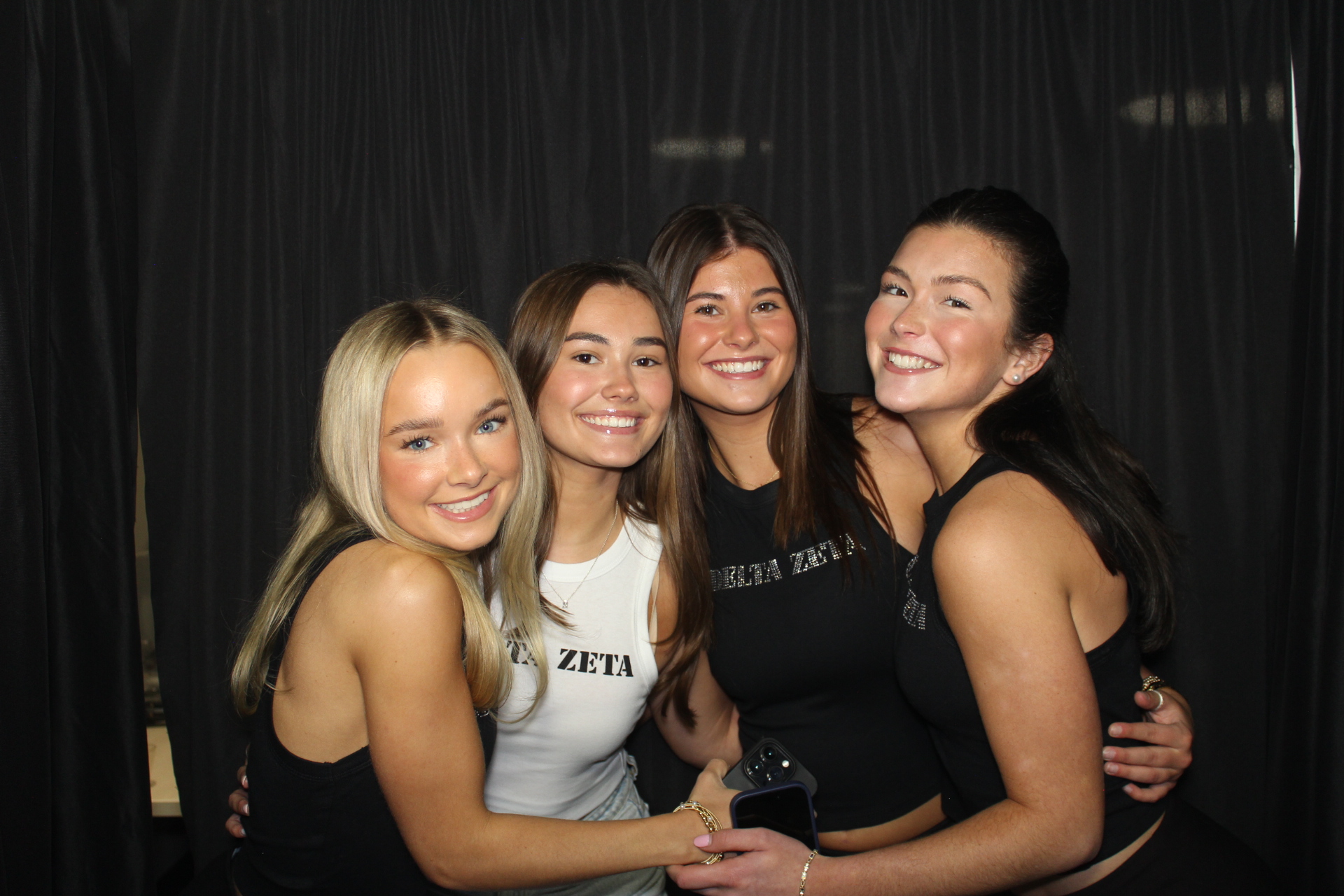 Delta Zeta Bid Day | View more photos from the event at gallery.photoboothcincy.com/u/PhotoBoothCincy/Delta-Zeta-Bid-Day