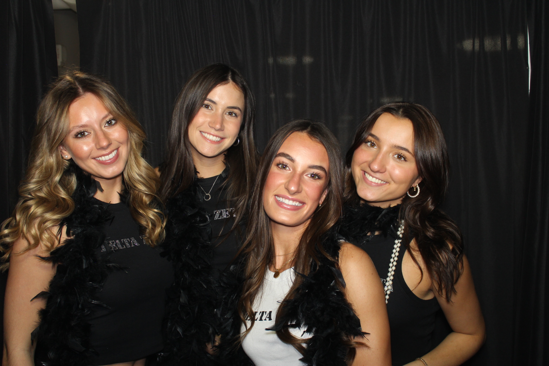 Delta Zeta Bid Day | View more photos from the event at gallery.photoboothcincy.com/u/PhotoBoothCincy/Delta-Zeta-Bid-Day