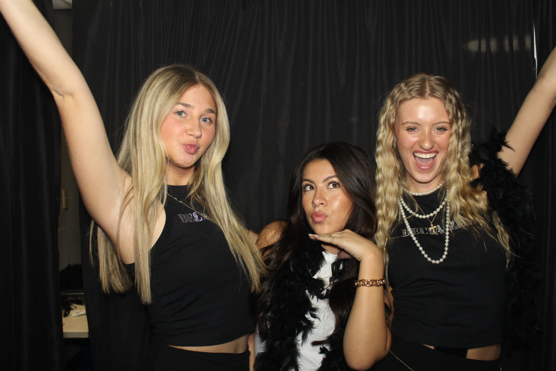 Delta Zeta Bid Day | View more photos from the event at gallery.photoboothcincy.com/u/PhotoBoothCincy/Delta-Zeta-Bid-Day