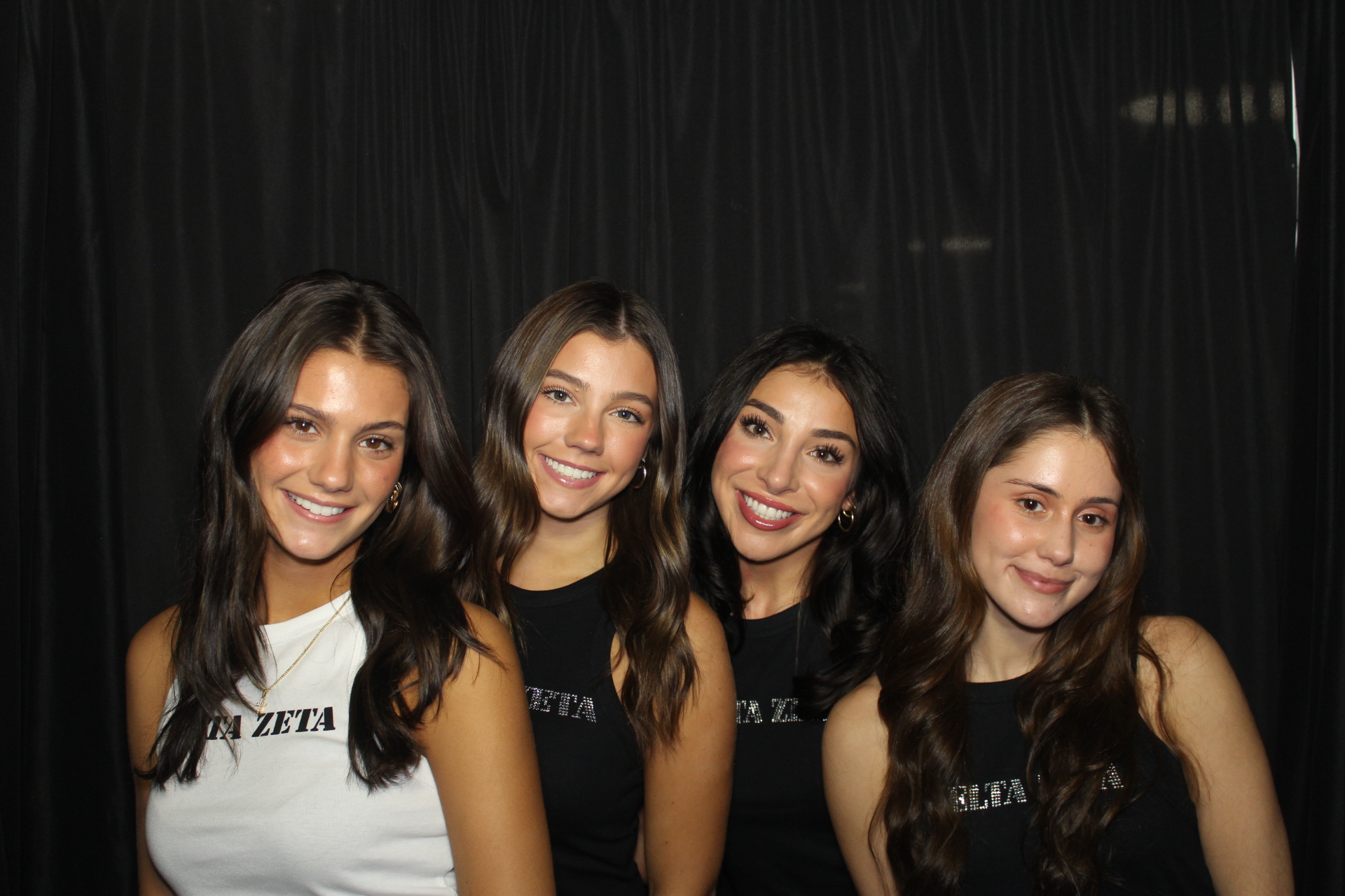 Delta Zeta Bid Day | View more photos from the event at gallery.photoboothcincy.com/u/PhotoBoothCincy/Delta-Zeta-Bid-Day