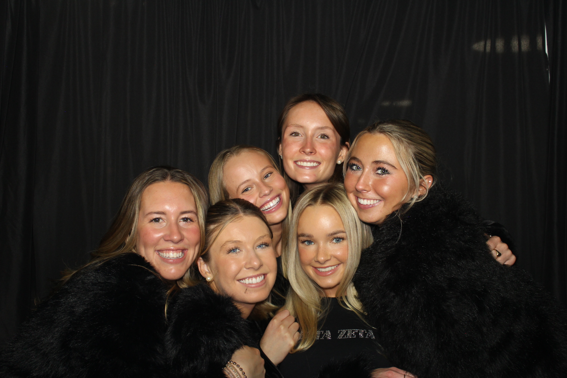 Delta Zeta Bid Day | View more photos from the event at gallery.photoboothcincy.com/u/PhotoBoothCincy/Delta-Zeta-Bid-Day