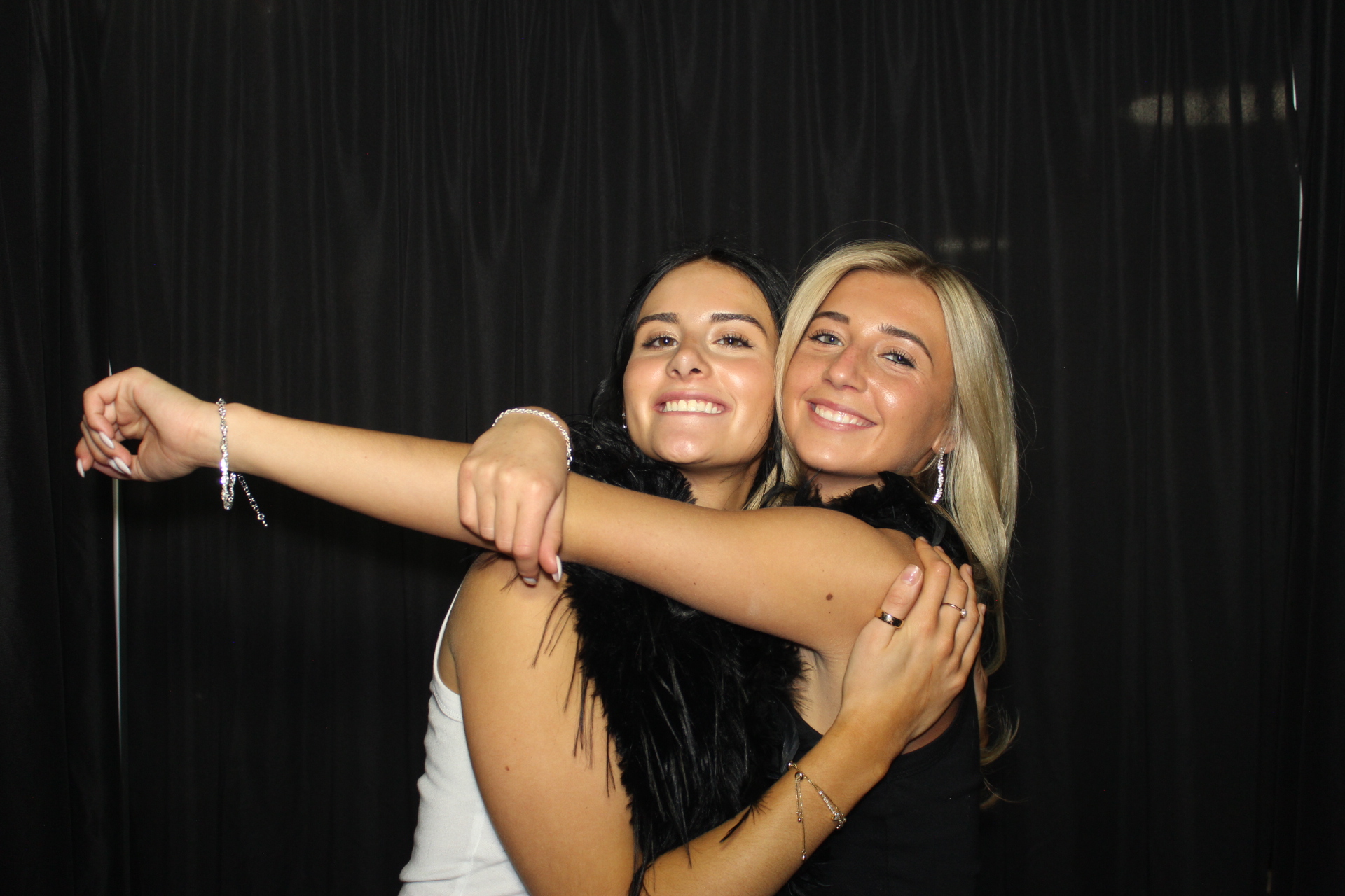 Delta Zeta Bid Day | View more photos from the event at gallery.photoboothcincy.com/u/PhotoBoothCincy/Delta-Zeta-Bid-Day