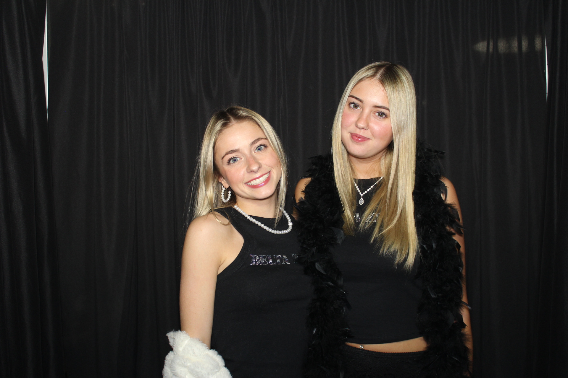 Delta Zeta Bid Day | View more photos from the event at gallery.photoboothcincy.com/u/PhotoBoothCincy/Delta-Zeta-Bid-Day
