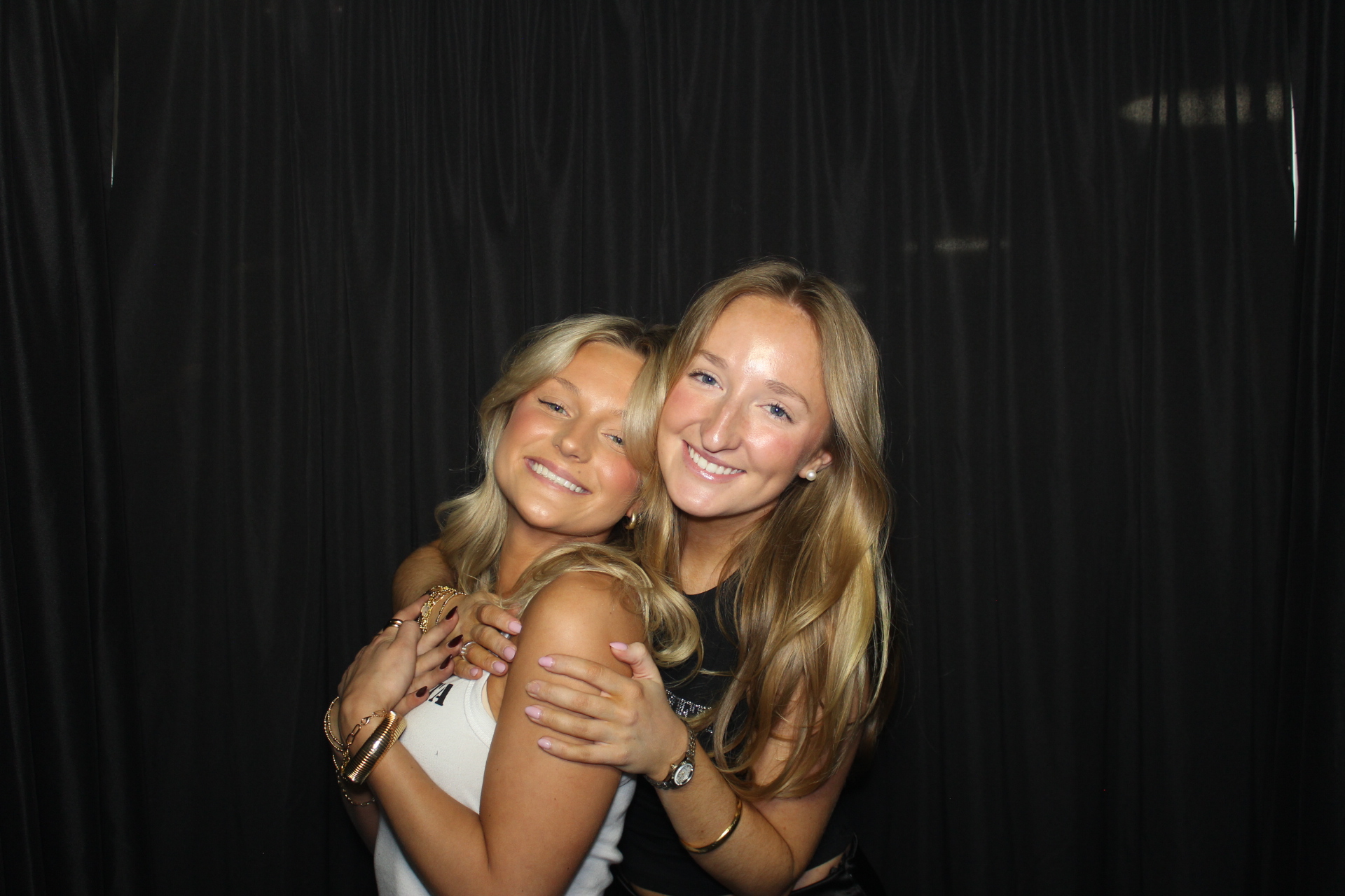 Delta Zeta Bid Day | View more photos from the event at gallery.photoboothcincy.com/u/PhotoBoothCincy/Delta-Zeta-Bid-Day