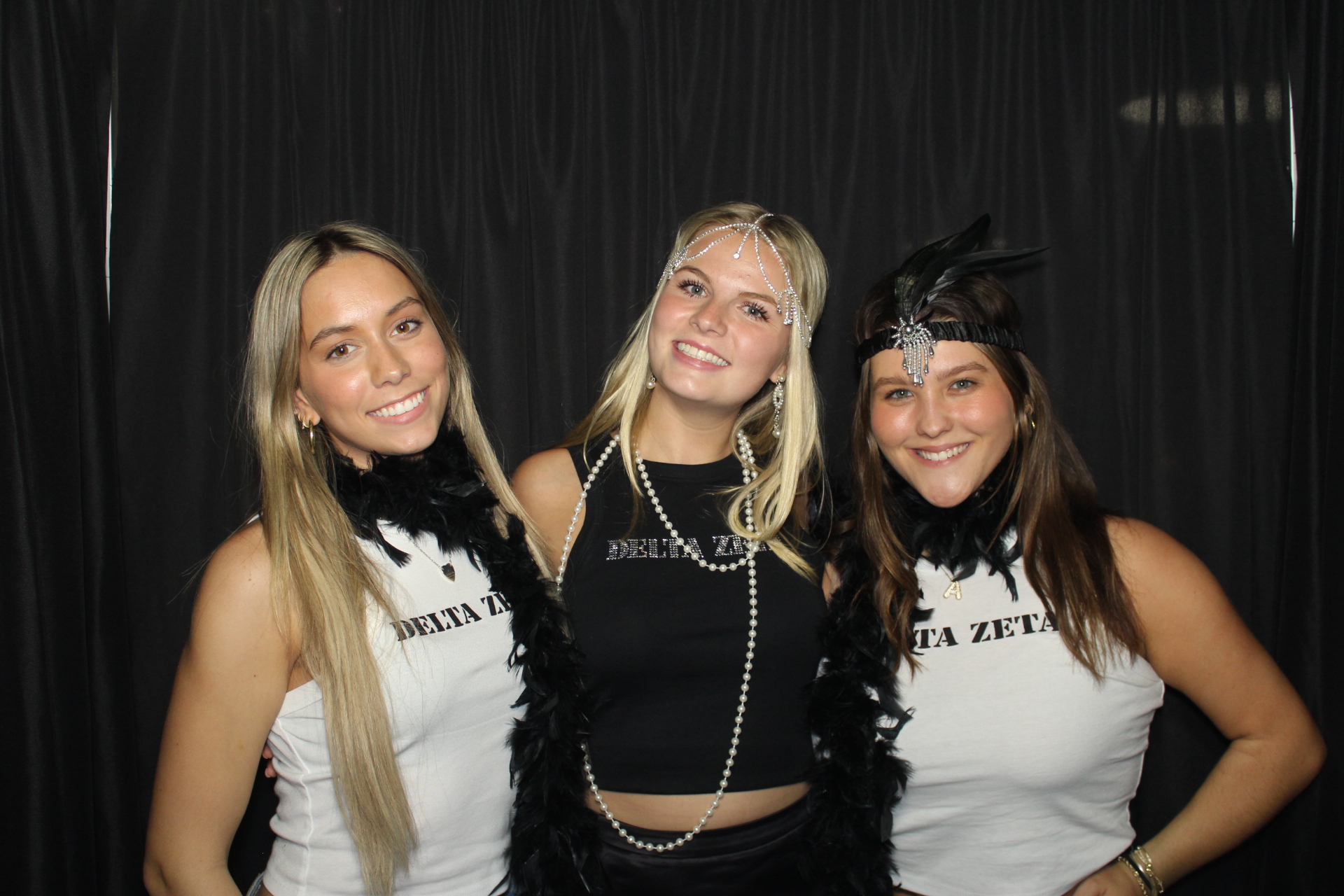 Delta Zeta Bid Day | View more photos from the event at gallery.photoboothcincy.com/u/PhotoBoothCincy/Delta-Zeta-Bid-Day