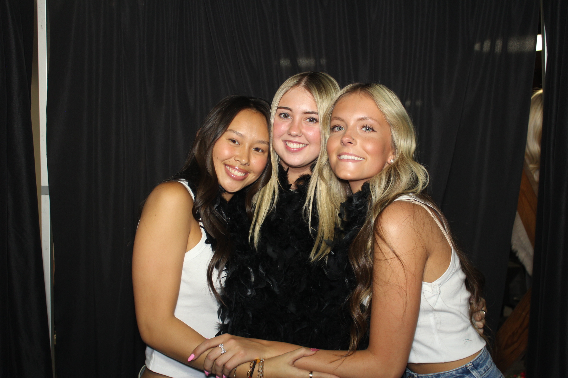 Delta Zeta Bid Day | View more photos from the event at gallery.photoboothcincy.com/u/PhotoBoothCincy/Delta-Zeta-Bid-Day