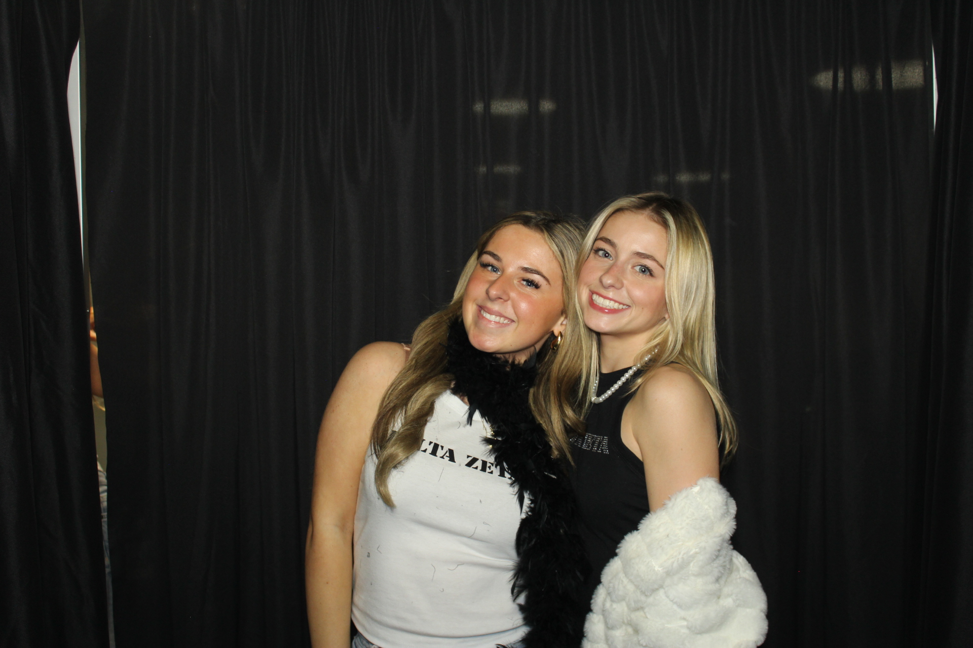 Delta Zeta Bid Day | View more photos from the event at gallery.photoboothcincy.com/u/PhotoBoothCincy/Delta-Zeta-Bid-Day