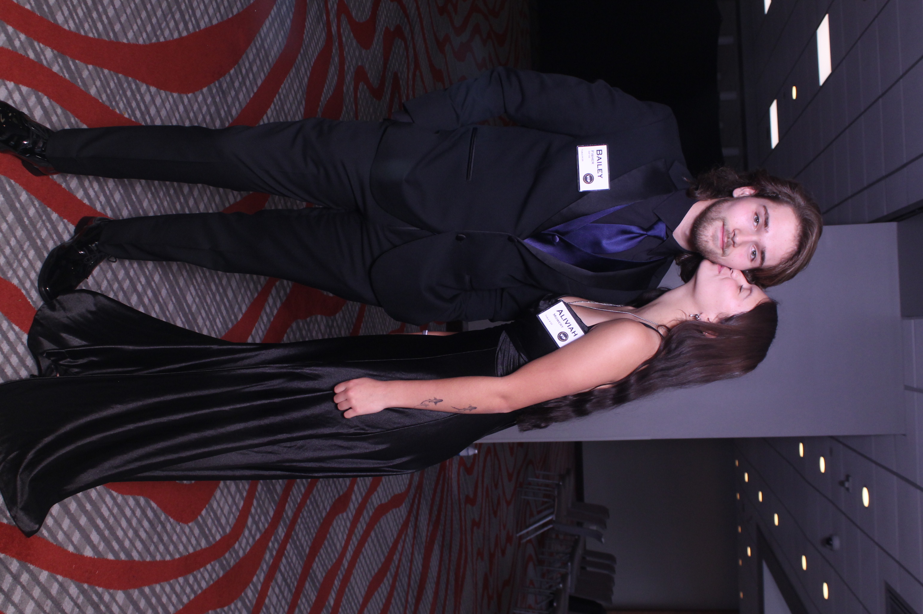 Discount Tire Employee Banquet  | View more photos from the event at gallery.photoboothcincy.com/u/PhotoBoothCincy/Discount-Tire-Employee-Banquet