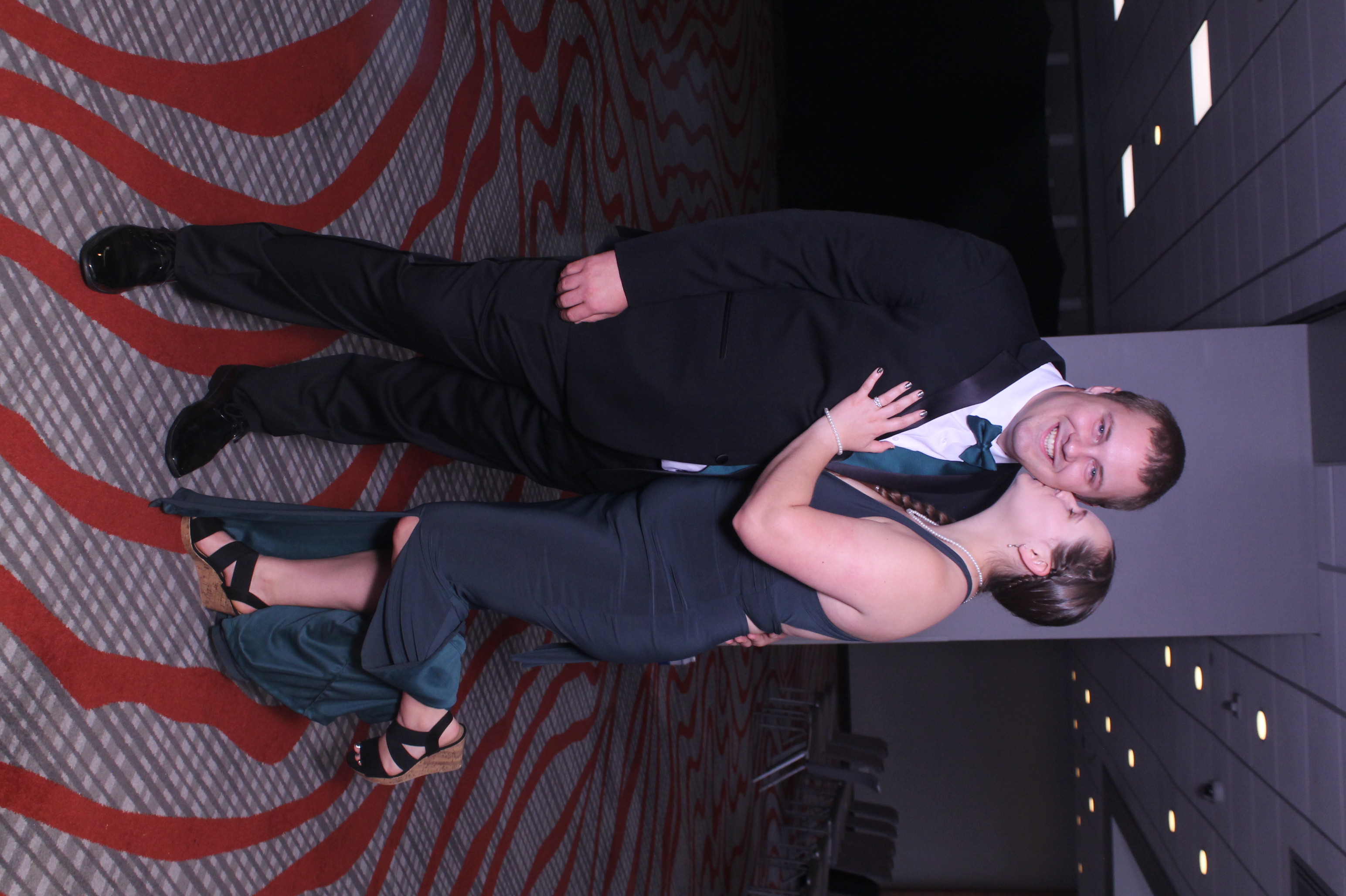 Discount Tire Employee Banquet  | View more photos from the event at gallery.photoboothcincy.com/u/PhotoBoothCincy/Discount-Tire-Employee-Banquet