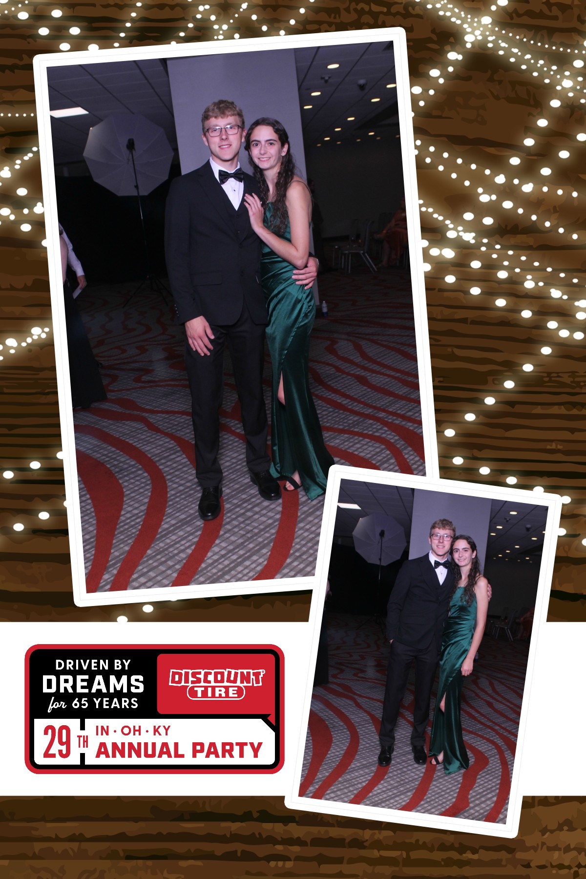 Discount Tire Employee Banquet  | View more photos from the event at gallery.photoboothcincy.com/u/PhotoBoothCincy/Discount-Tire-Employee-Banquet