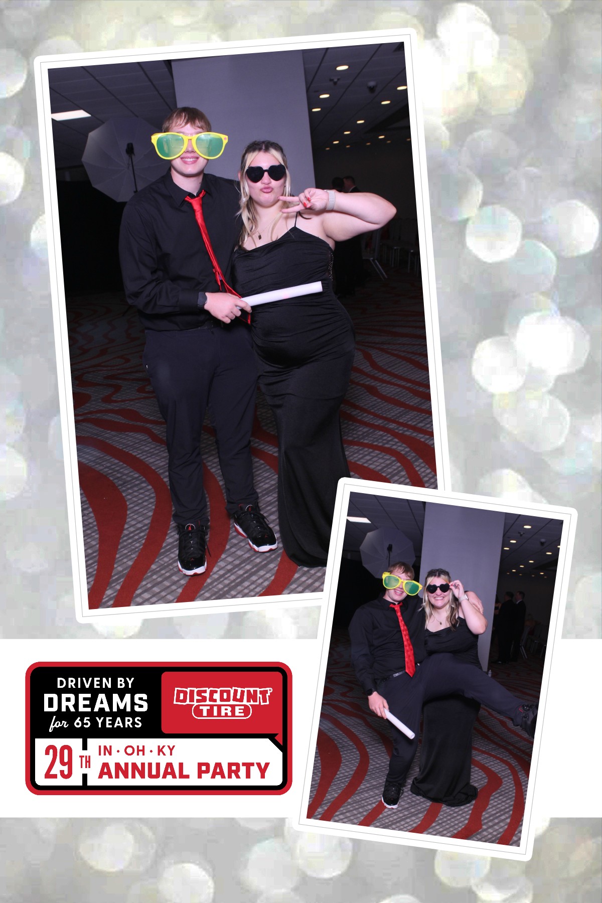 Discount Tire Employee Banquet  | View more photos from the event at gallery.photoboothcincy.com/u/PhotoBoothCincy/Discount-Tire-Employee-Banquet