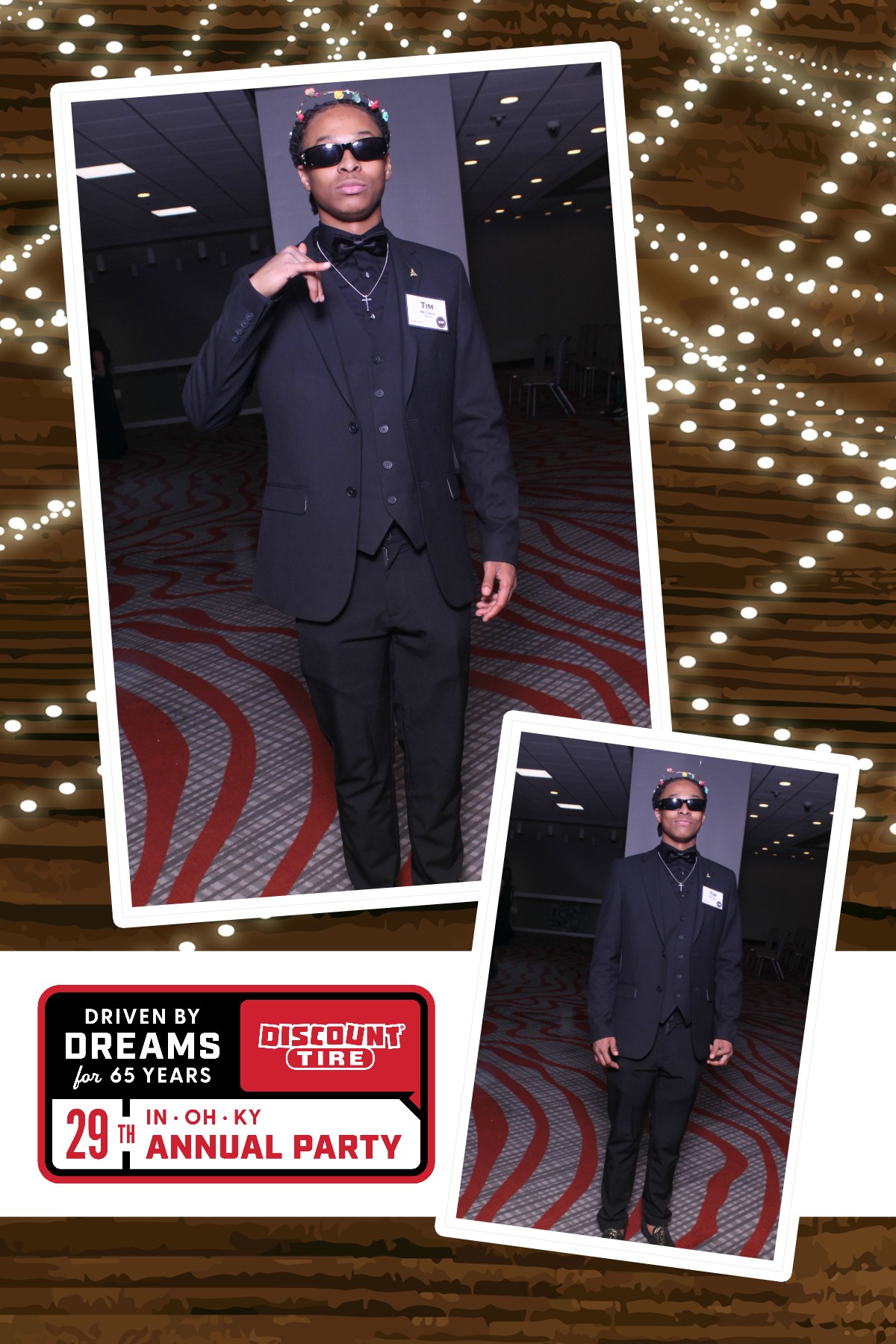 Discount Tire Employee Banquet  | View more photos from the event at gallery.photoboothcincy.com/u/PhotoBoothCincy/Discount-Tire-Employee-Banquet