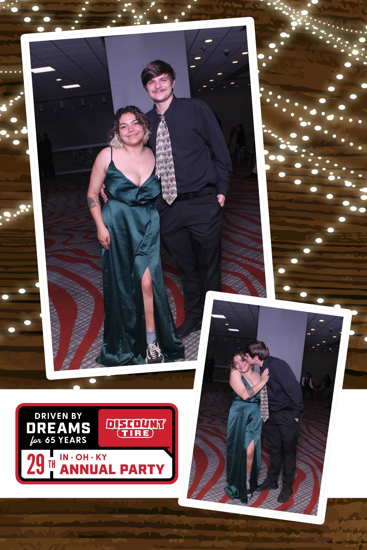 Discount Tire Employee Banquet  | View more photos from the event at gallery.photoboothcincy.com/u/PhotoBoothCincy/Discount-Tire-Employee-Banquet