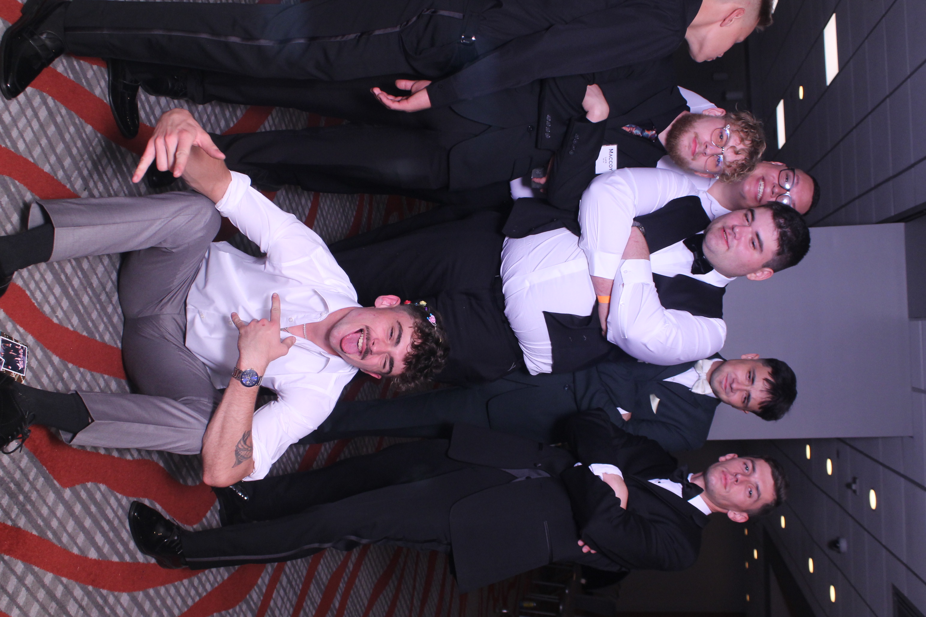 Discount Tire Employee Banquet  | View more photos from the event at gallery.photoboothcincy.com/u/PhotoBoothCincy/Discount-Tire-Employee-Banquet
