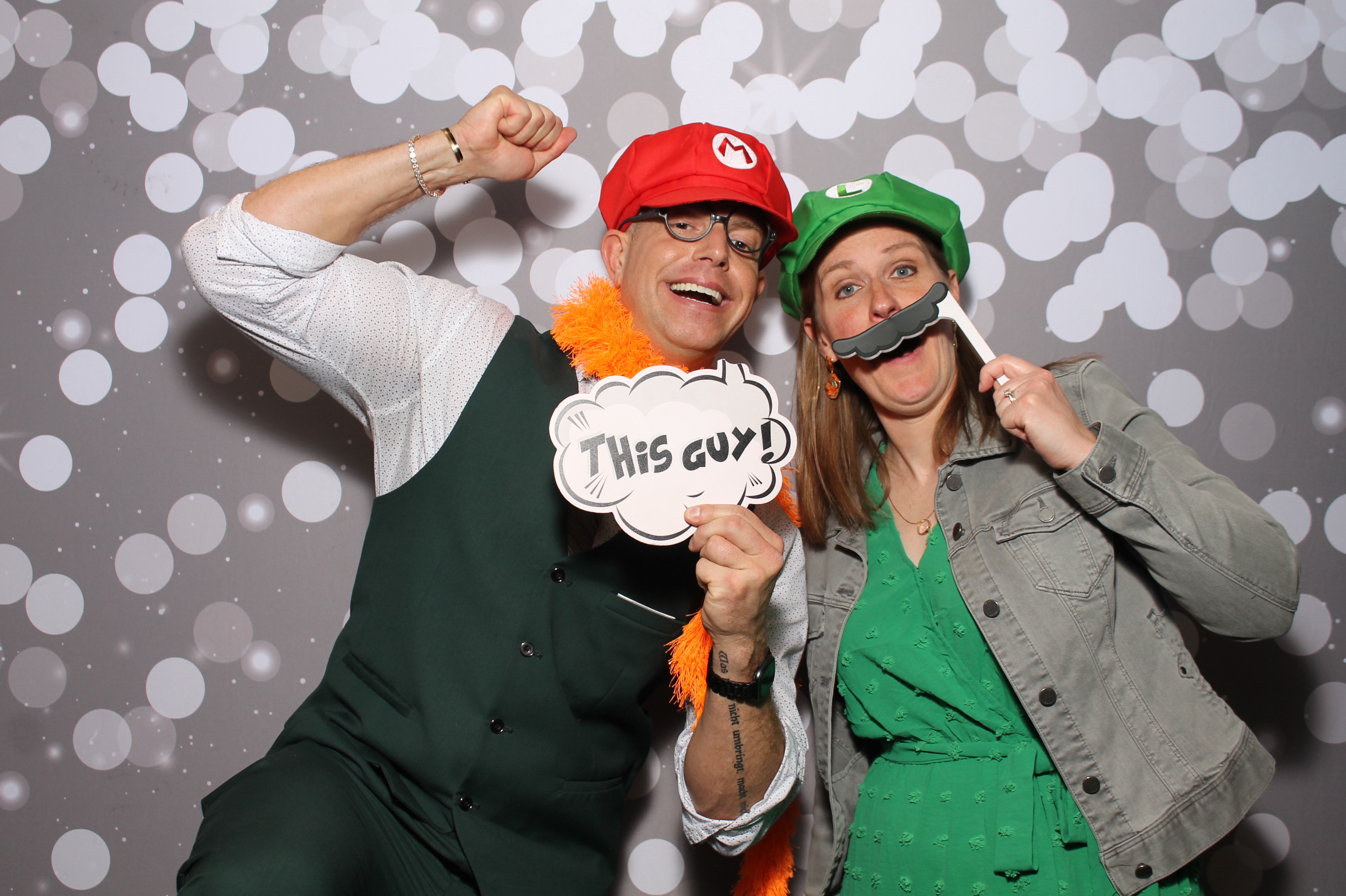 Edwards Wedding | View more photos from the event at gallery.photoboothcincy.com/u/PhotoBoothCincy/Edwards-Wedding
