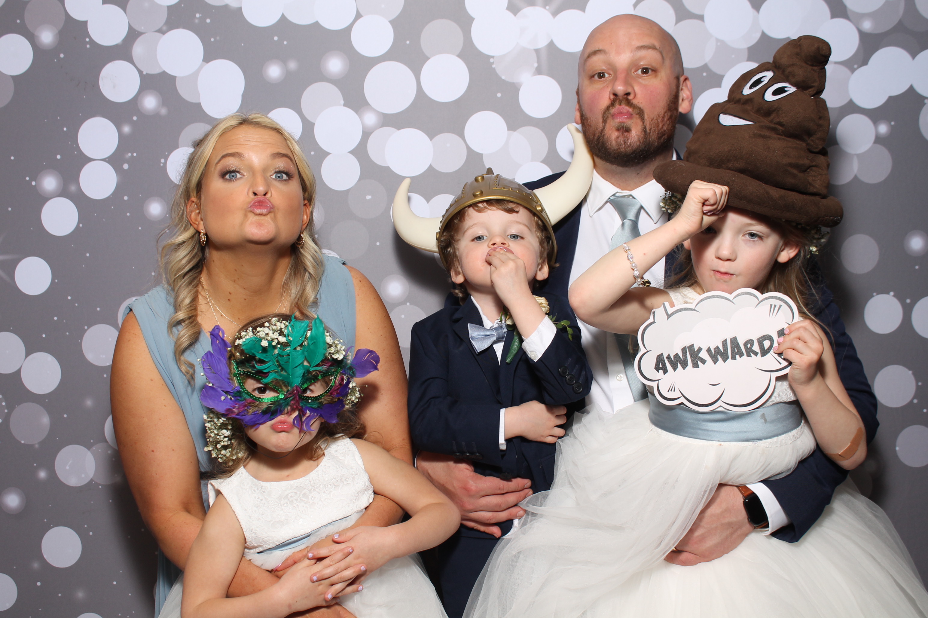 Edwards Wedding | View more photos from the event at gallery.photoboothcincy.com/u/PhotoBoothCincy/Edwards-Wedding