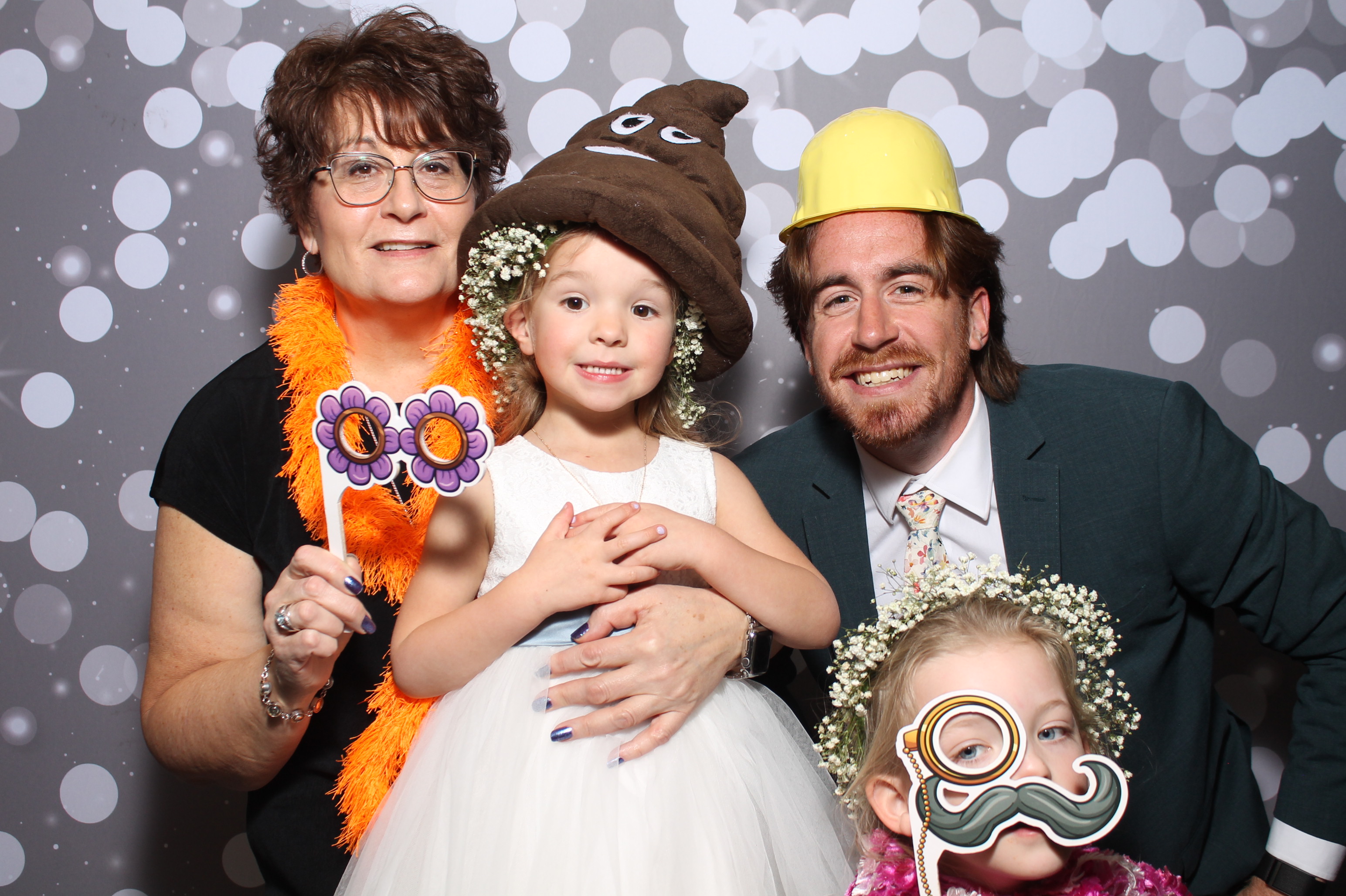 Edwards Wedding | View more photos from the event at gallery.photoboothcincy.com/u/PhotoBoothCincy/Edwards-Wedding