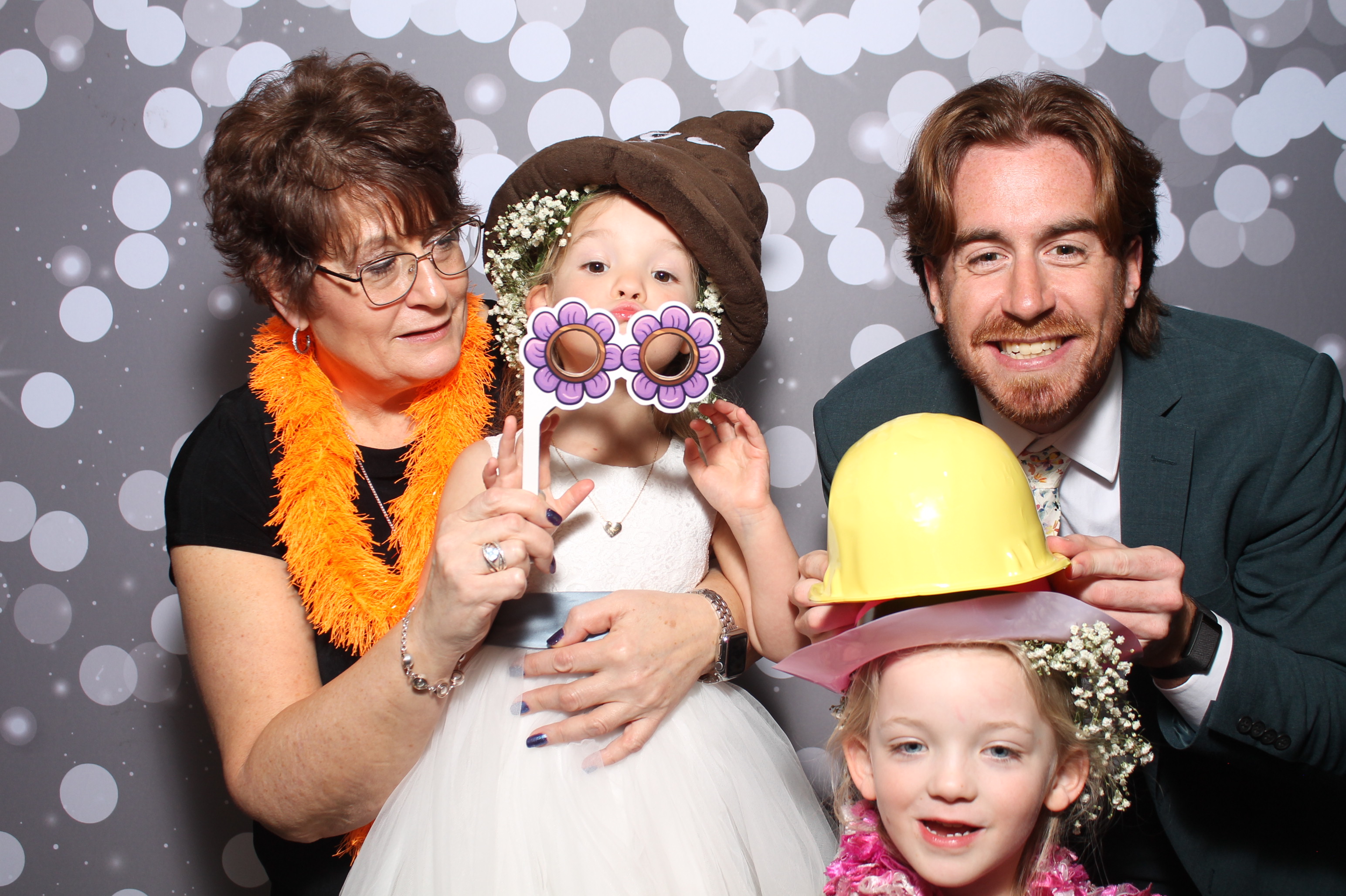 Edwards Wedding | View more photos from the event at gallery.photoboothcincy.com/u/PhotoBoothCincy/Edwards-Wedding