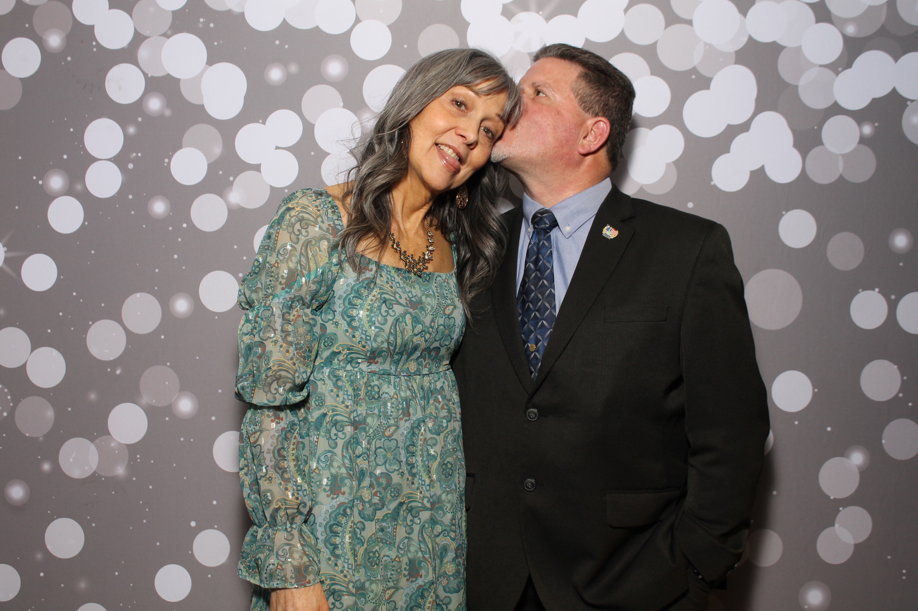 Edwards Wedding | View more photos from the event at gallery.photoboothcincy.com/u/PhotoBoothCincy/Edwards-Wedding