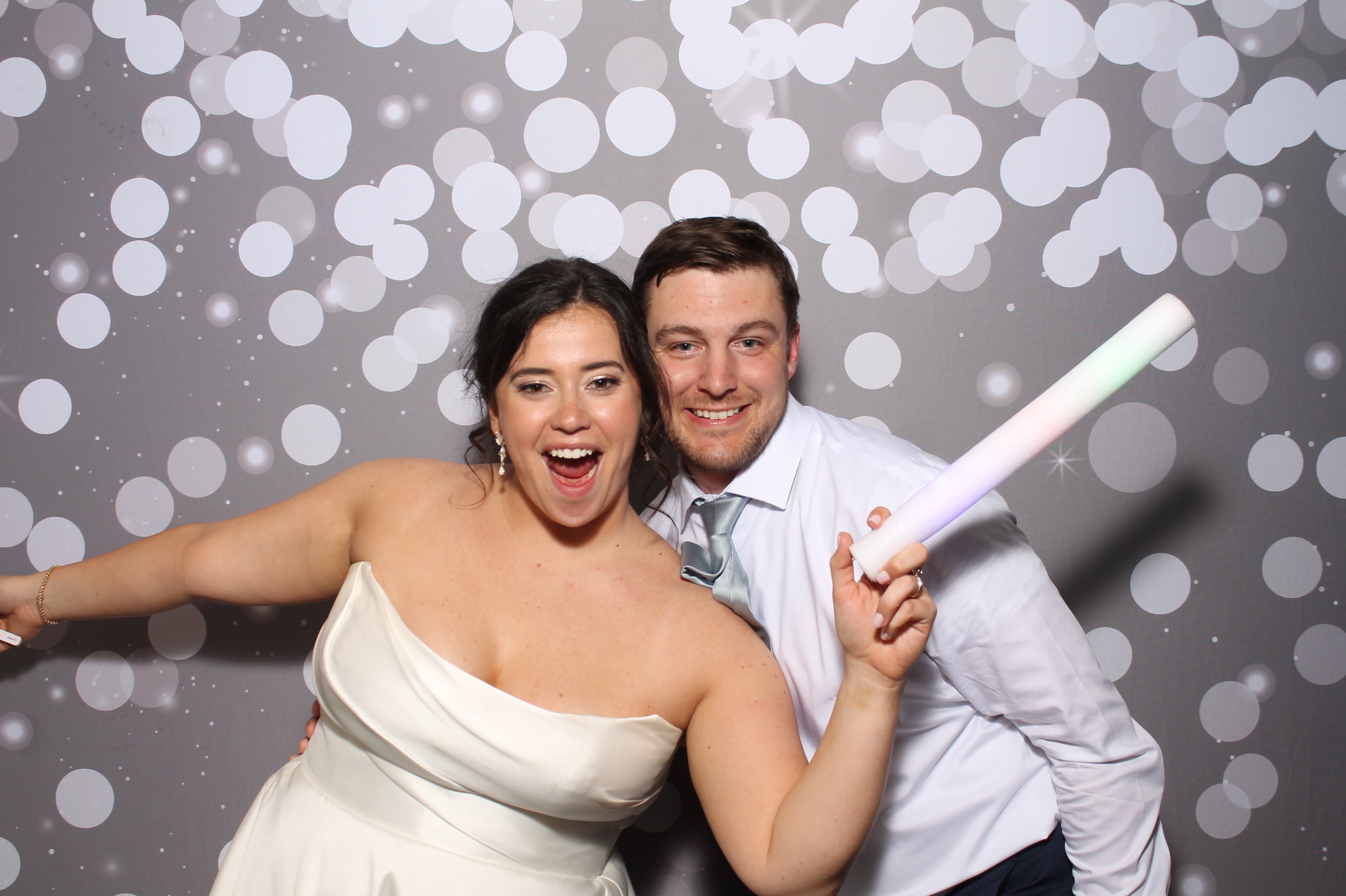 Edwards Wedding | View more photos from the event at gallery.photoboothcincy.com/u/PhotoBoothCincy/Edwards-Wedding