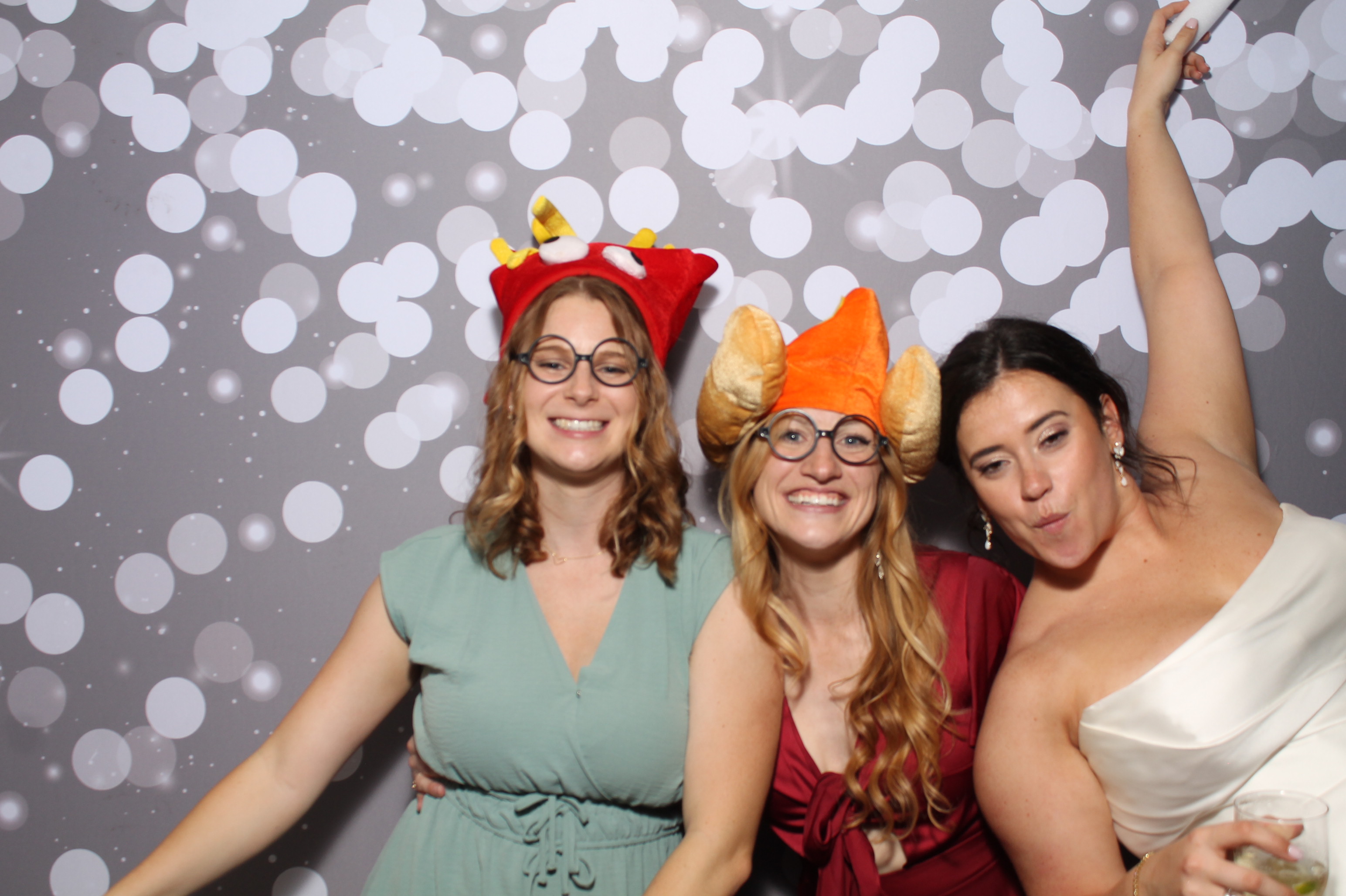 Edwards Wedding | View more photos from the event at gallery.photoboothcincy.com/u/PhotoBoothCincy/Edwards-Wedding