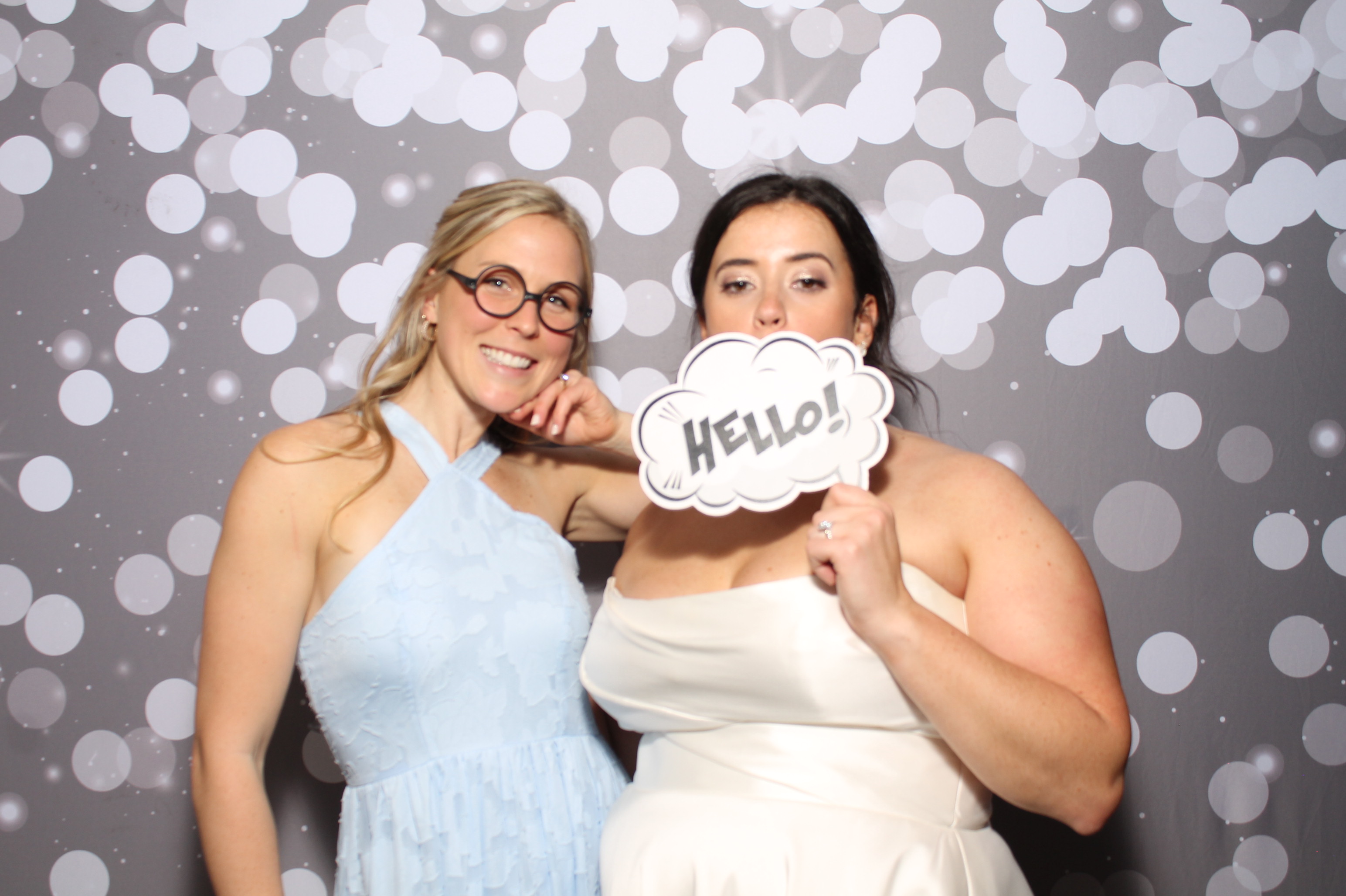 Edwards Wedding | View more photos from the event at gallery.photoboothcincy.com/u/PhotoBoothCincy/Edwards-Wedding