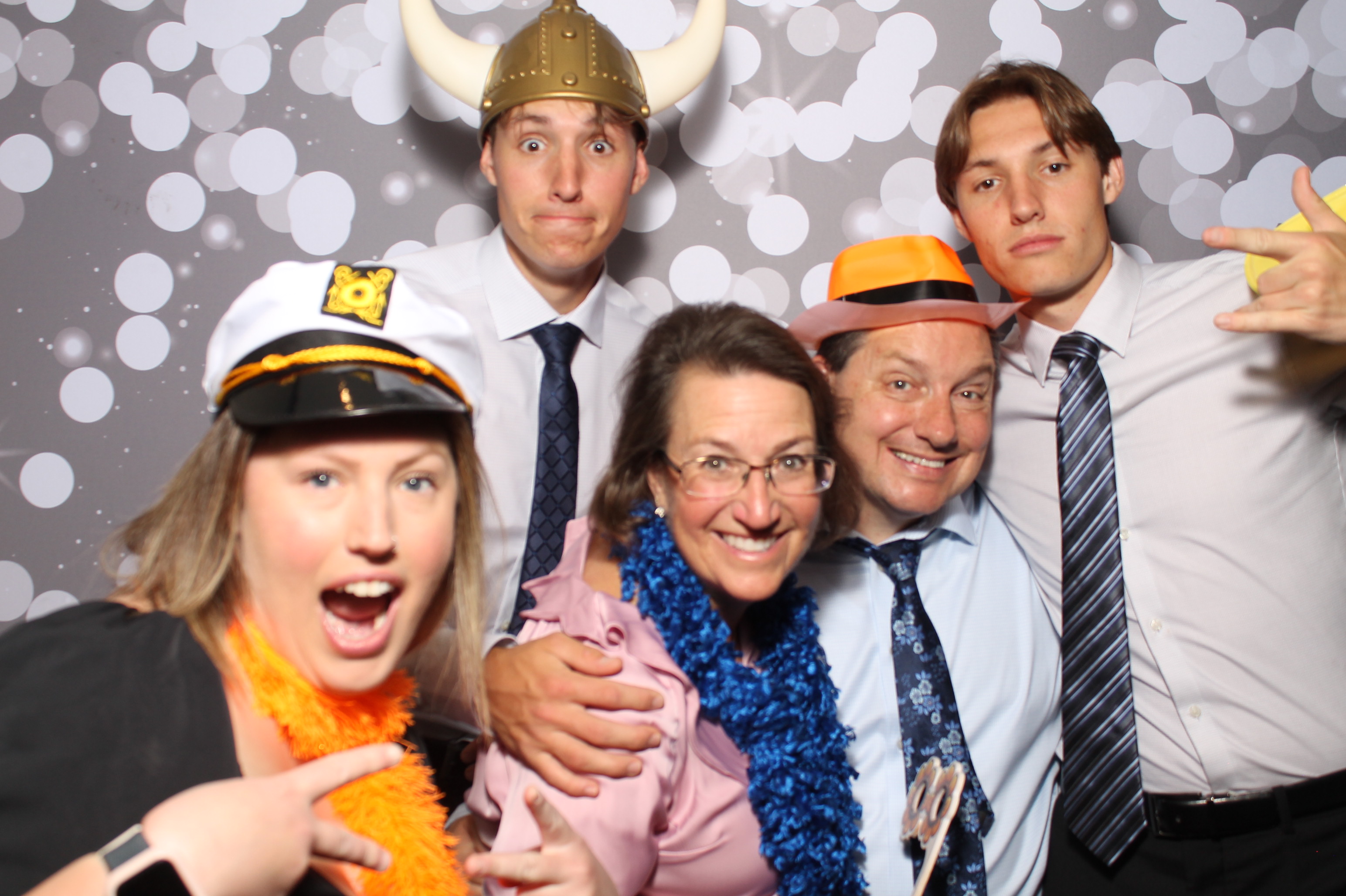 Edwards Wedding | View more photos from the event at gallery.photoboothcincy.com/u/PhotoBoothCincy/Edwards-Wedding