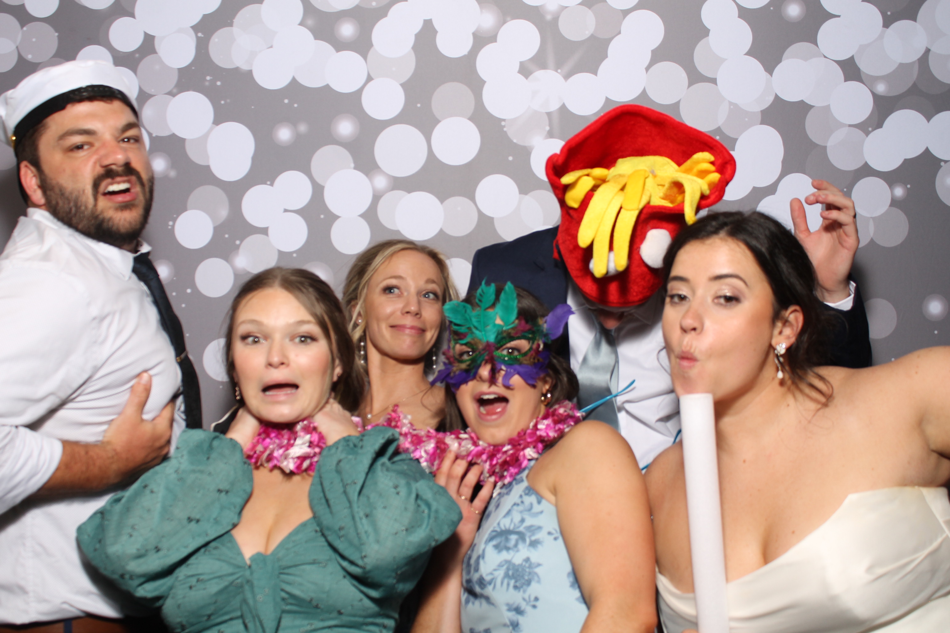 Edwards Wedding | View more photos from the event at gallery.photoboothcincy.com/u/PhotoBoothCincy/Edwards-Wedding