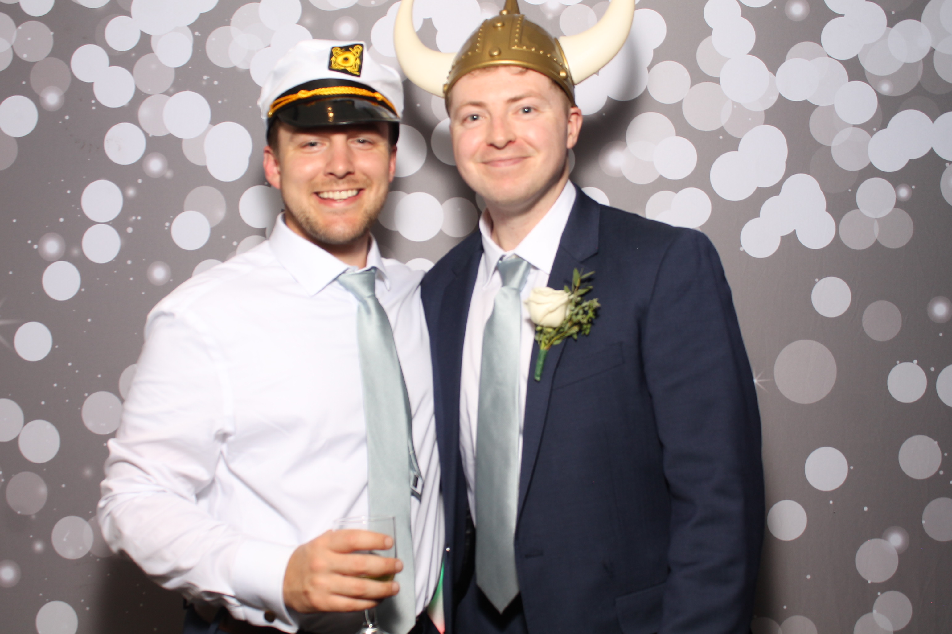 Edwards Wedding | View more photos from the event at gallery.photoboothcincy.com/u/PhotoBoothCincy/Edwards-Wedding