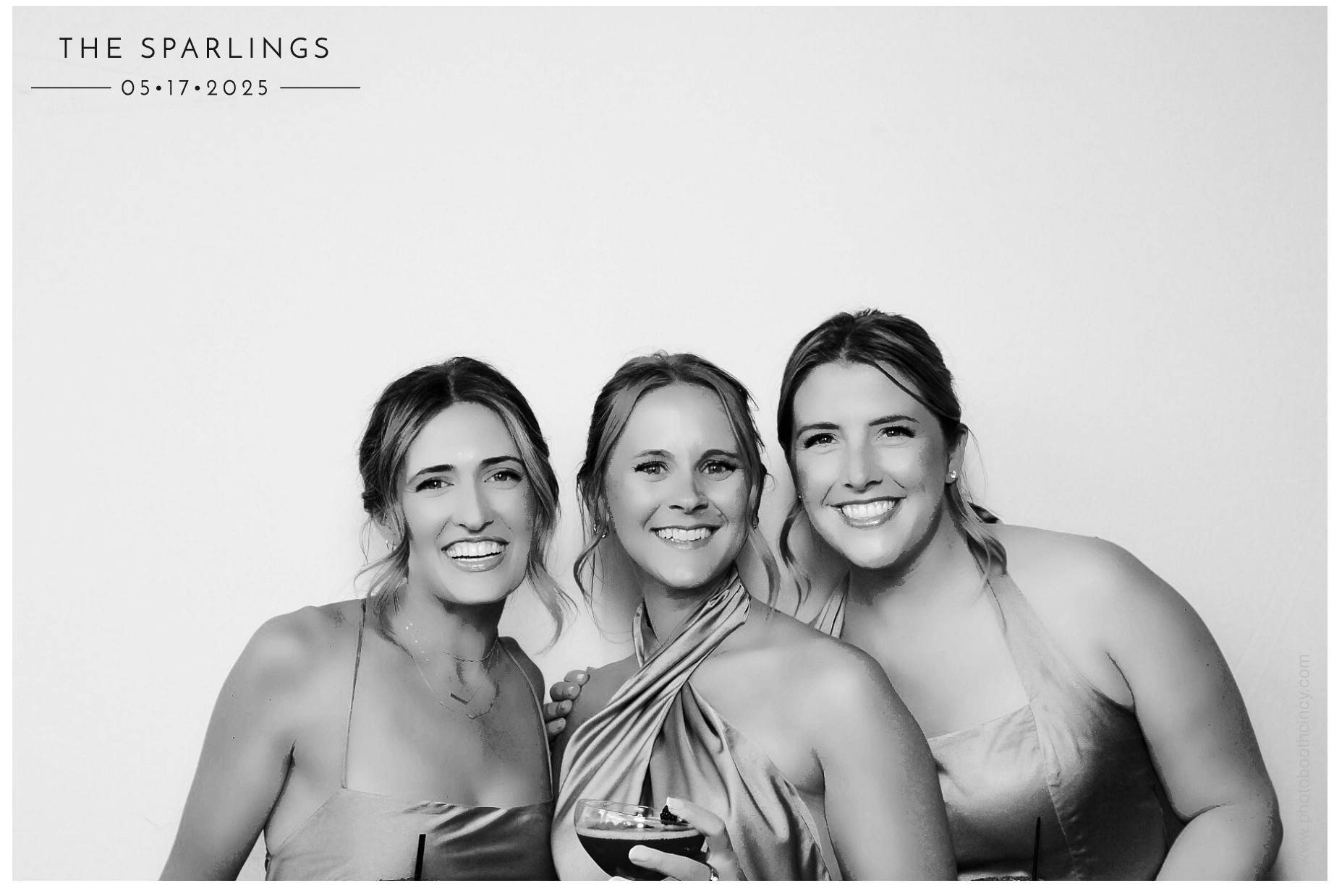 Emily & Matt | View more photos from the event at gallery.photoboothcincy.com/u/PhotoBoothCincy/Emily-Matt