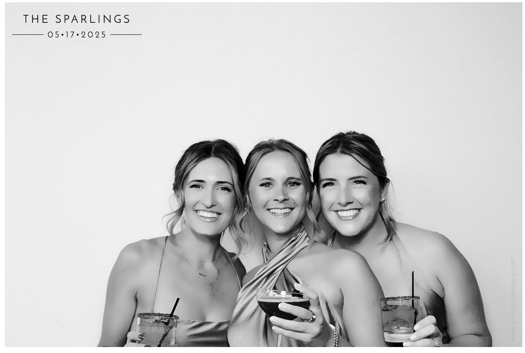 Emily & Matt | View more photos from the event at gallery.photoboothcincy.com/u/PhotoBoothCincy/Emily-Matt