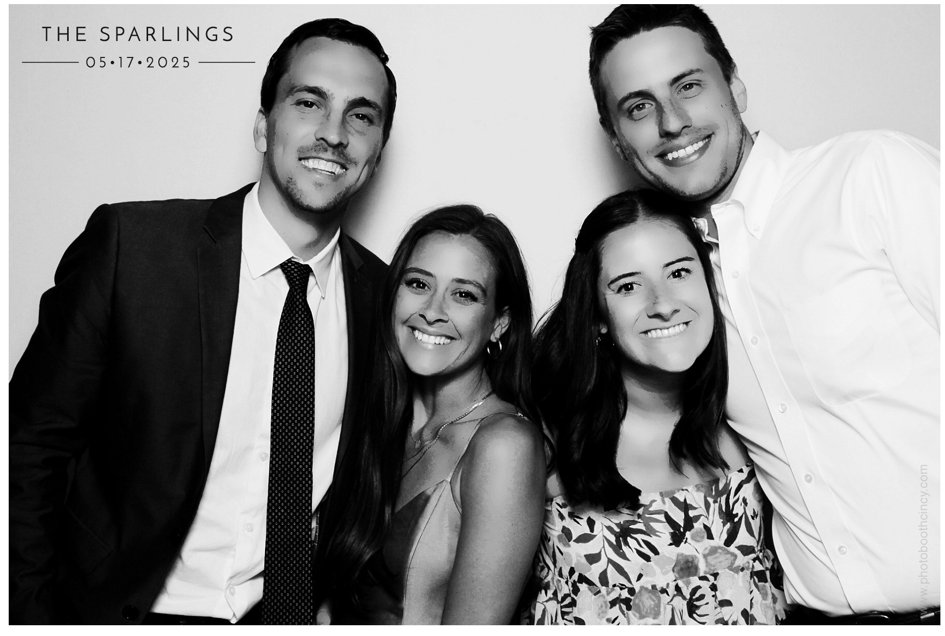 Emily & Matt | View more photos from the event at gallery.photoboothcincy.com/u/PhotoBoothCincy/Emily-Matt