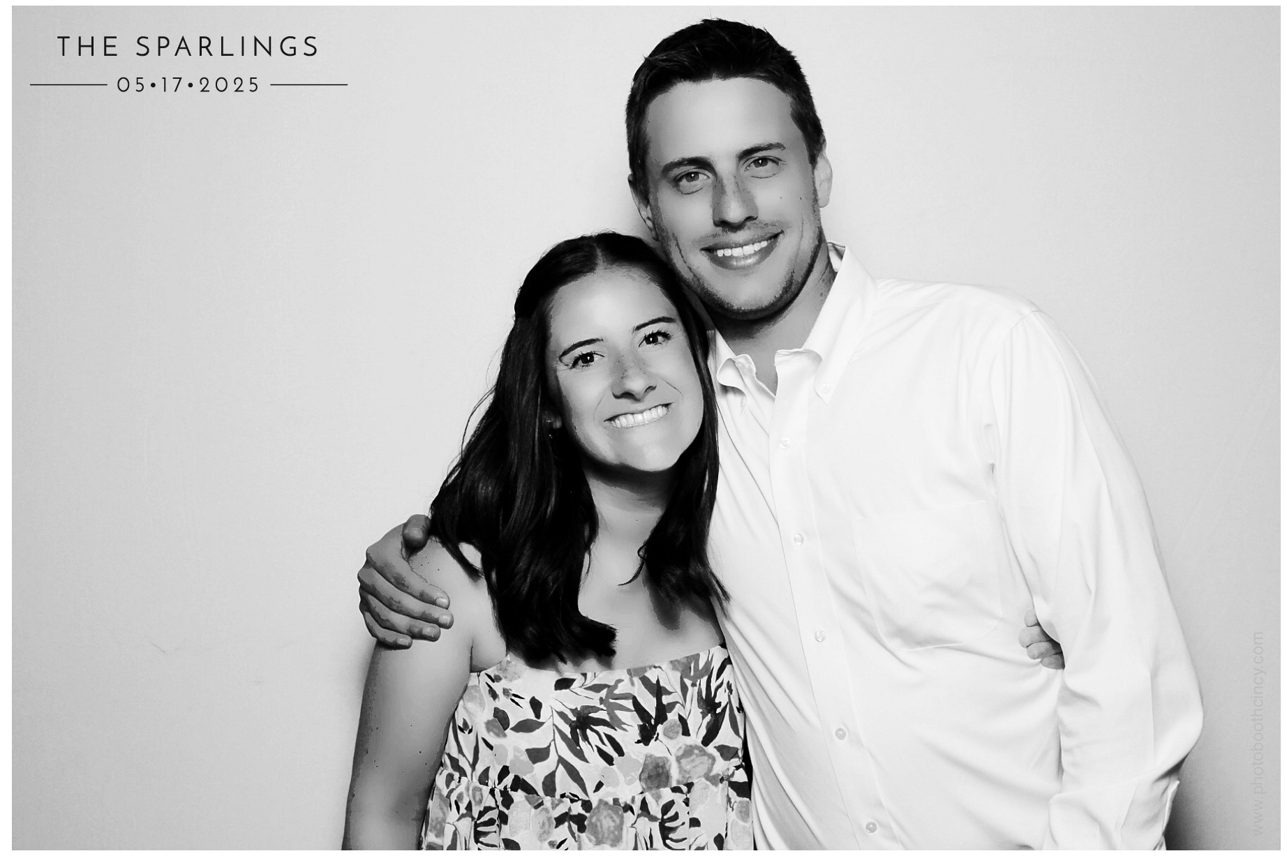 Emily & Matt | View more photos from the event at gallery.photoboothcincy.com/u/PhotoBoothCincy/Emily-Matt