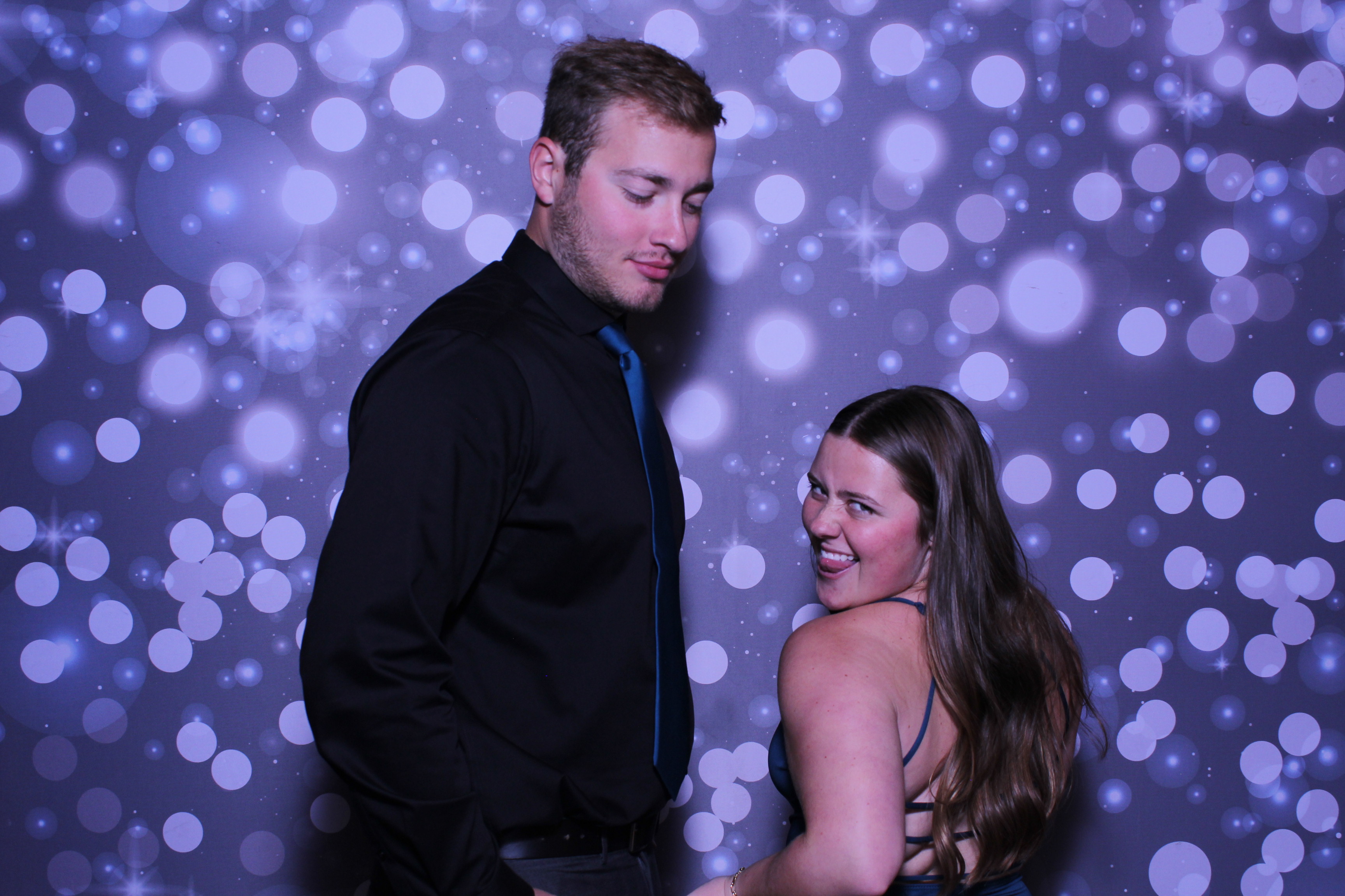 Emily & Taylor | View more photos from the event at gallery.photoboothcincy.com/u/PhotoBoothCincy/Emily-Taylor