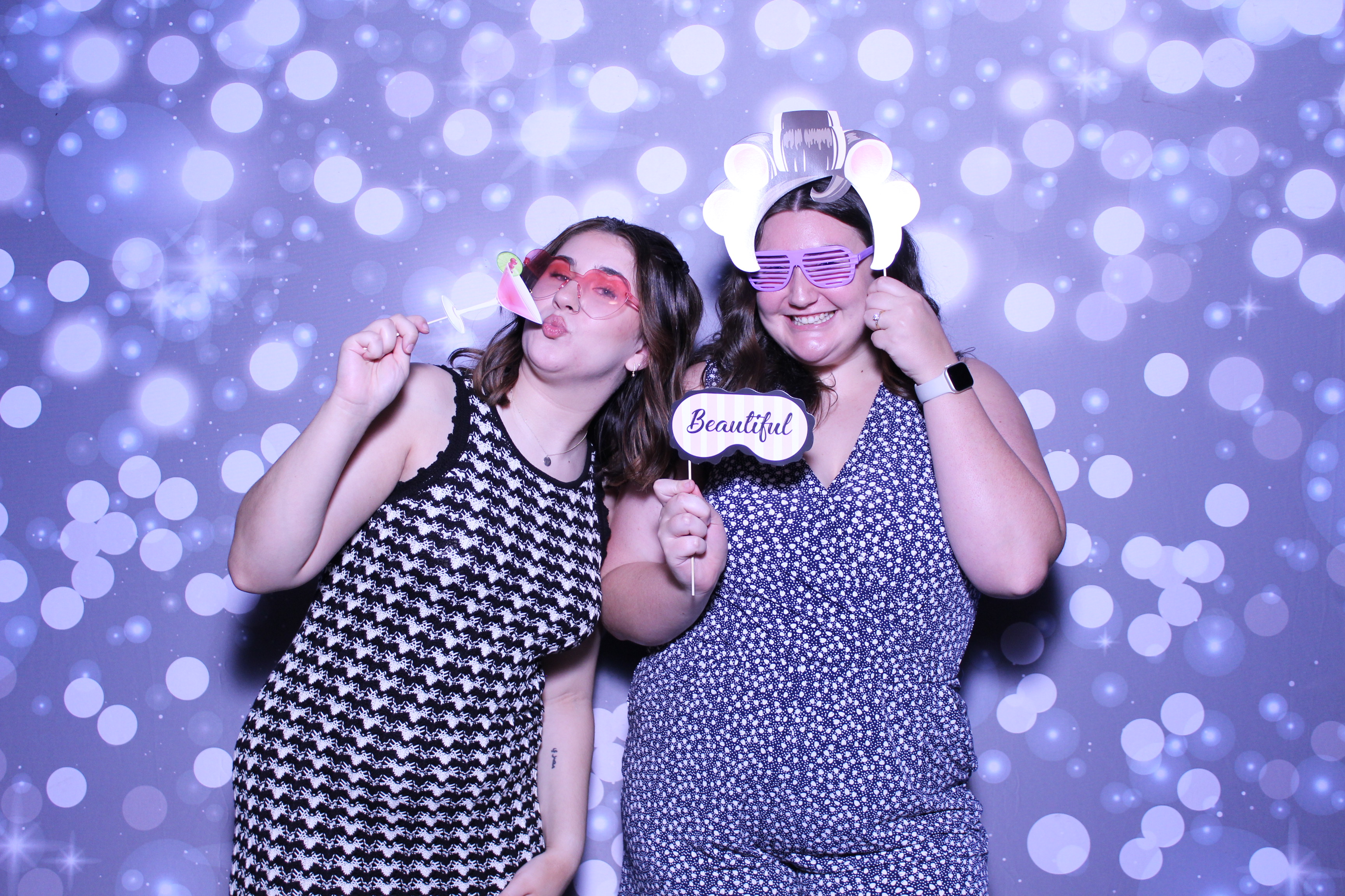Erika's Grad Party | View more photos from the event at gallery.photoboothcincy.com/u/PhotoBoothCincy/Erikas-Grad-Party