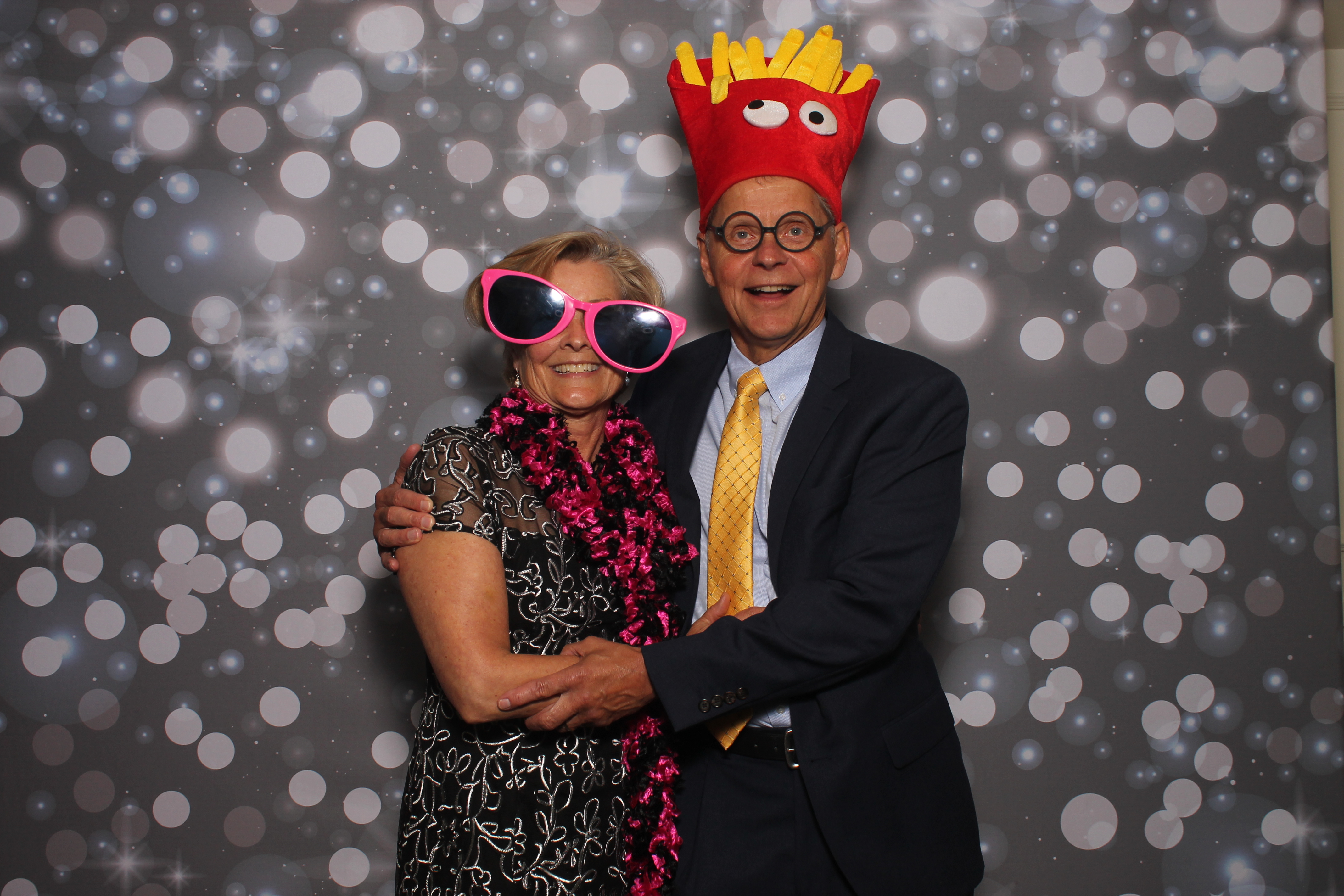 Erin Perelstine Reception | View more photos from the event at gallery.photoboothcincy.com/u/PhotoBoothCincy/Erin-Perelstine-Reception