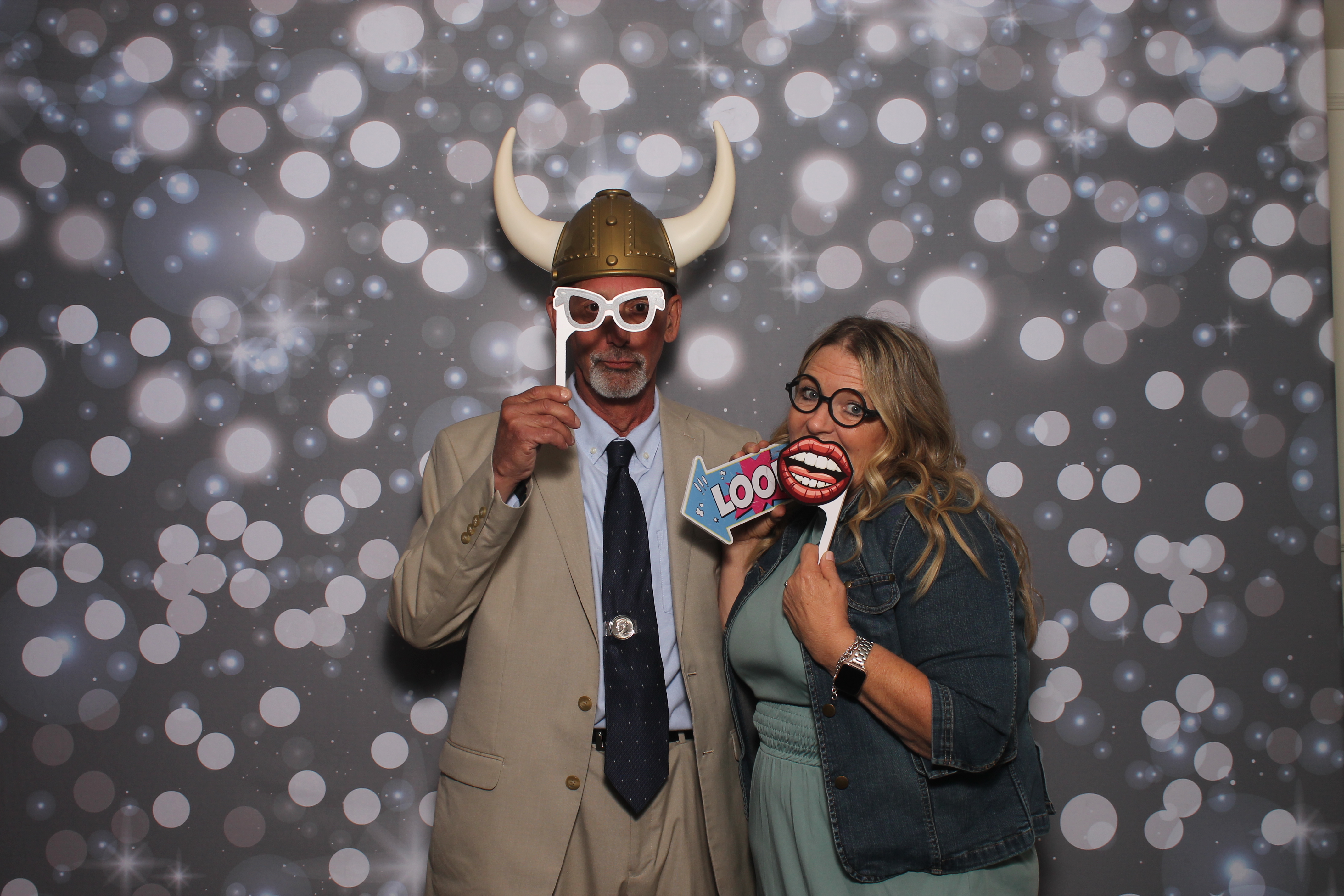Erin Perelstine Reception | View more photos from the event at gallery.photoboothcincy.com/u/PhotoBoothCincy/Erin-Perelstine-Reception