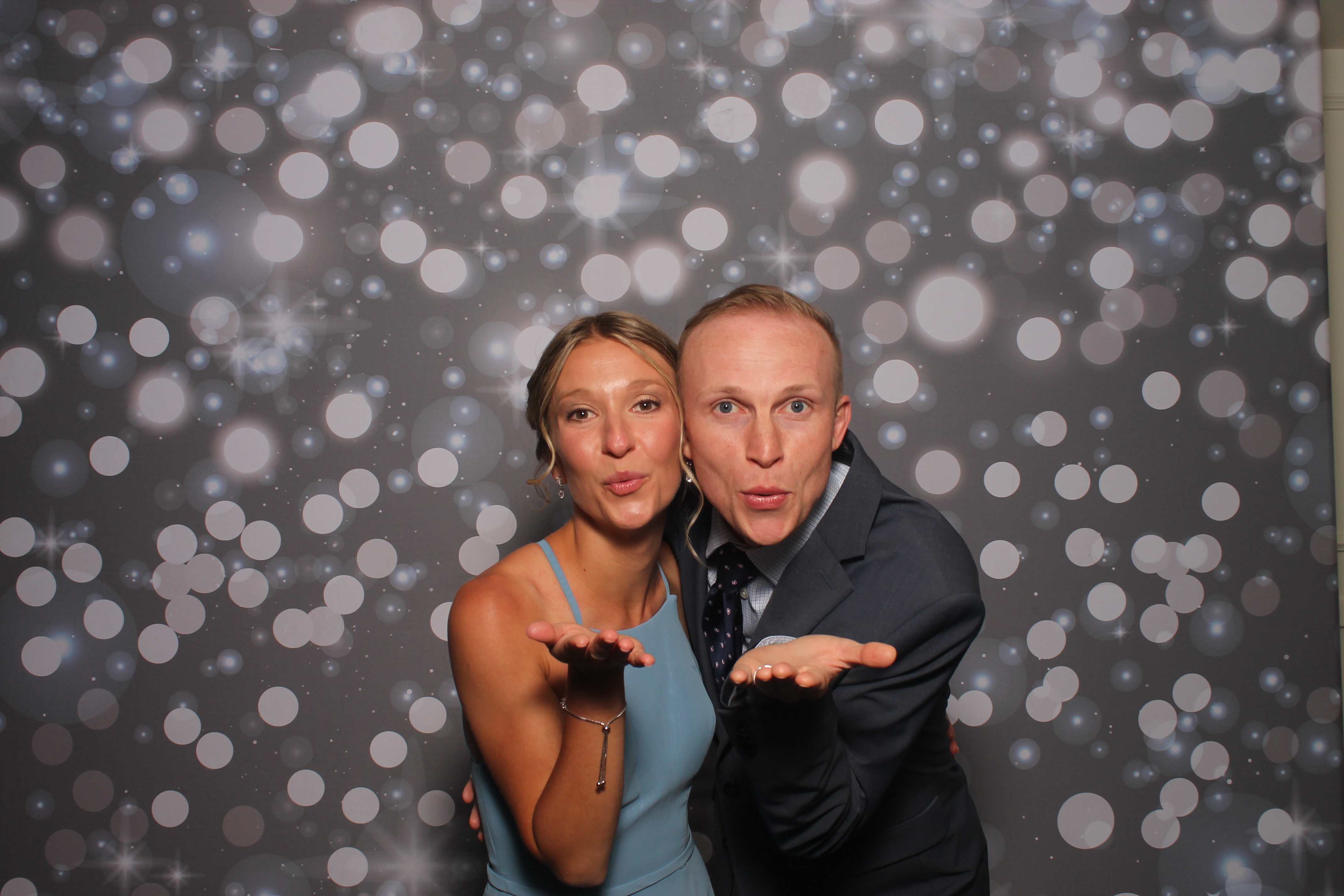 Erin Perelstine Reception | View more photos from the event at gallery.photoboothcincy.com/u/PhotoBoothCincy/Erin-Perelstine-Reception