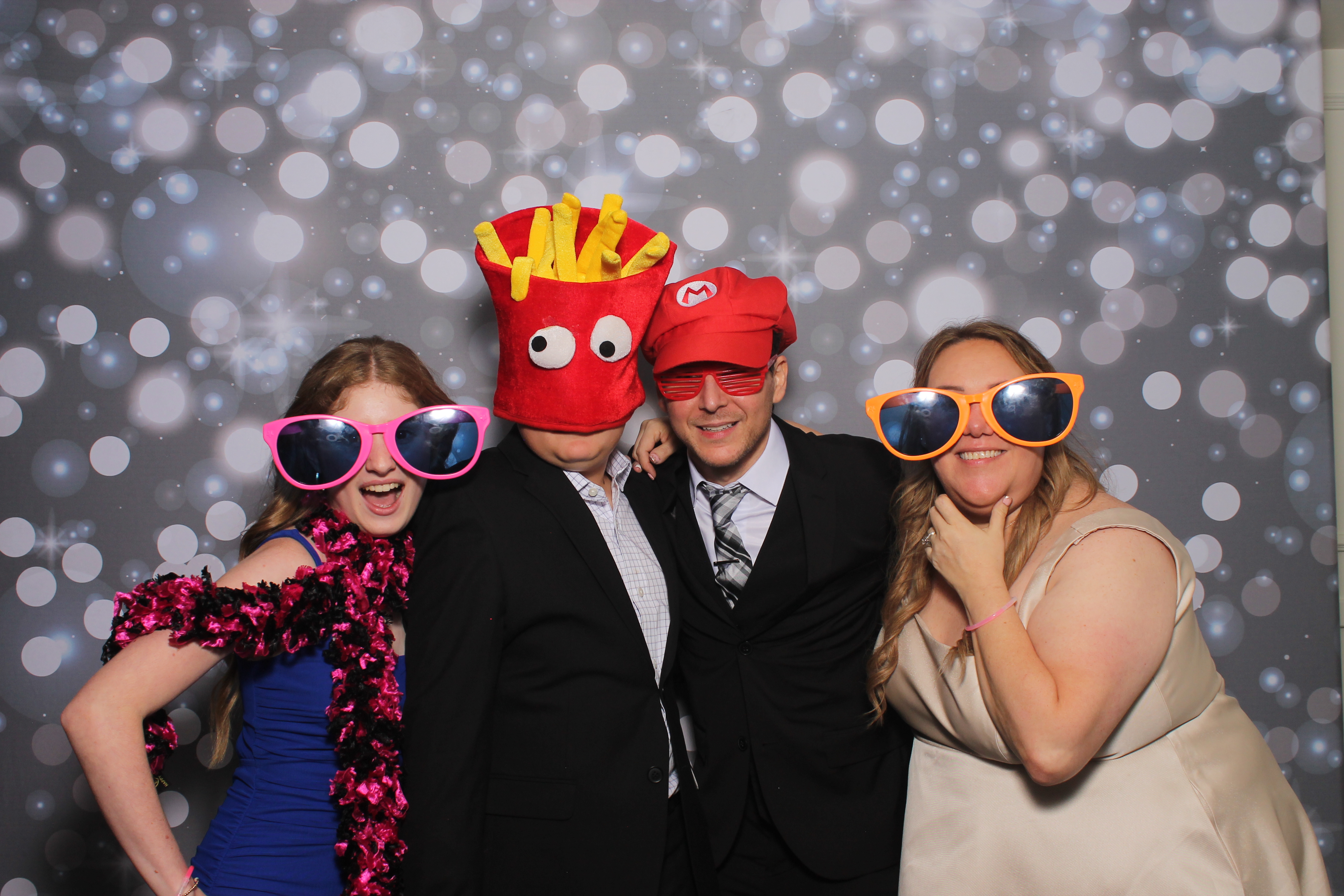 Erin Perelstine Reception | View more photos from the event at gallery.photoboothcincy.com/u/PhotoBoothCincy/Erin-Perelstine-Reception