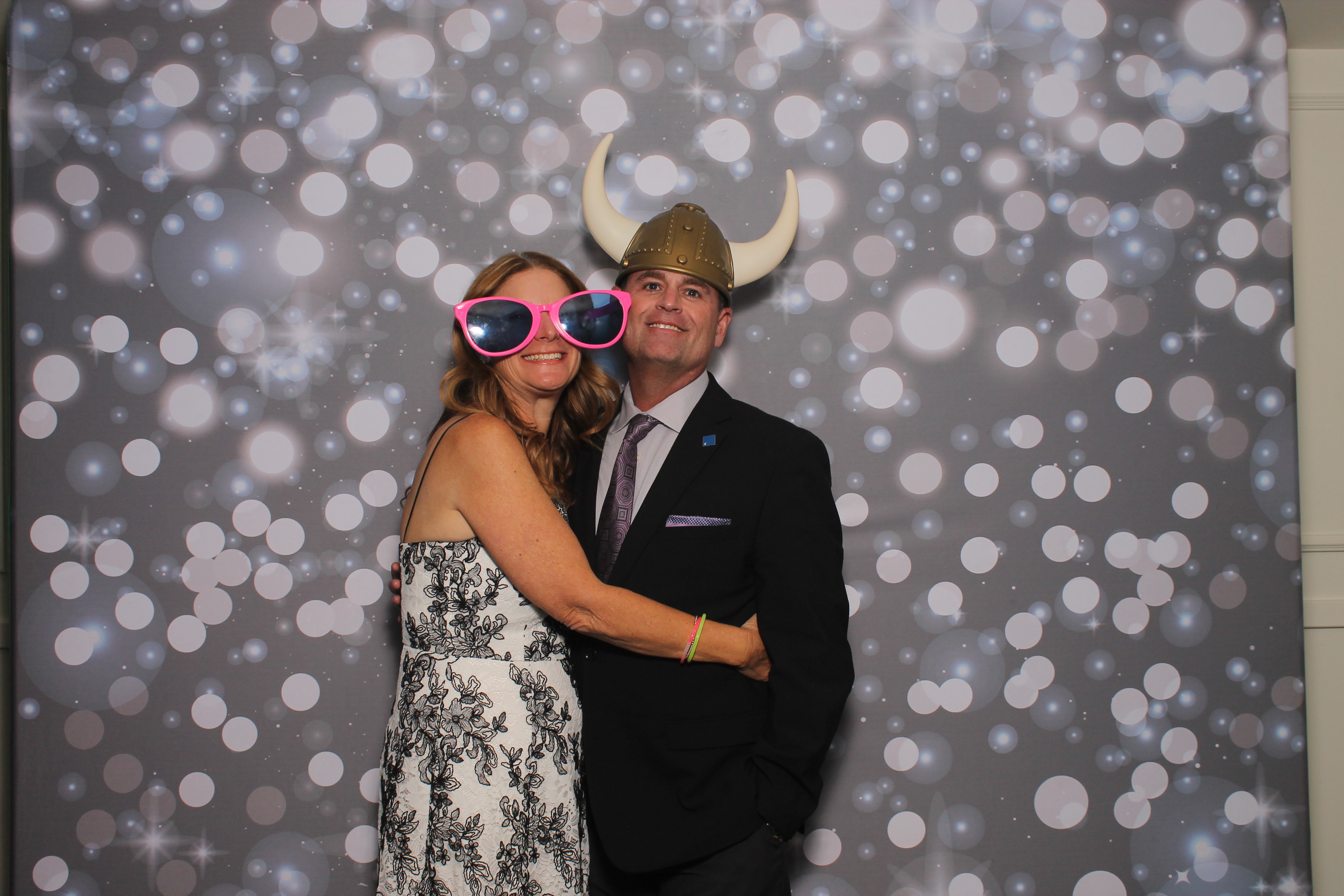 Erin Perelstine Reception | View more photos from the event at gallery.photoboothcincy.com/u/PhotoBoothCincy/Erin-Perelstine-Reception