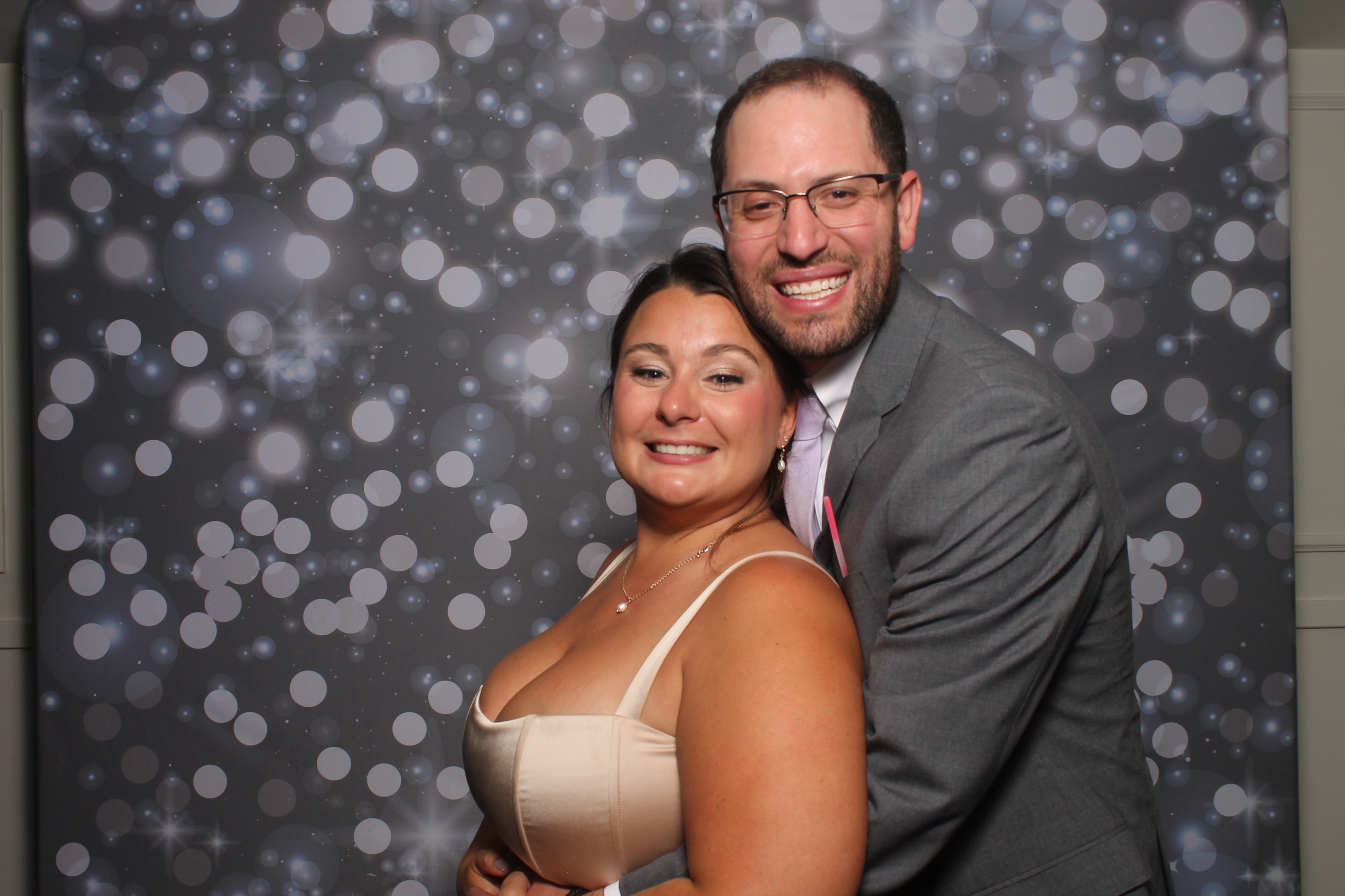 Erin Perelstine Reception | View more photos from the event at gallery.photoboothcincy.com/u/PhotoBoothCincy/Erin-Perelstine-Reception