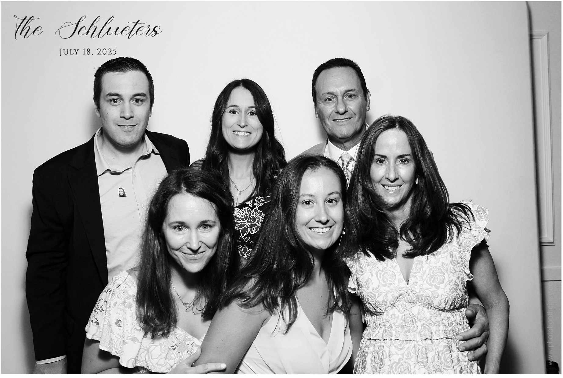 Erin & Tim | View more photos from the event at gallery.photoboothcincy.com/u/PhotoBoothCincy/Erin-Tim
