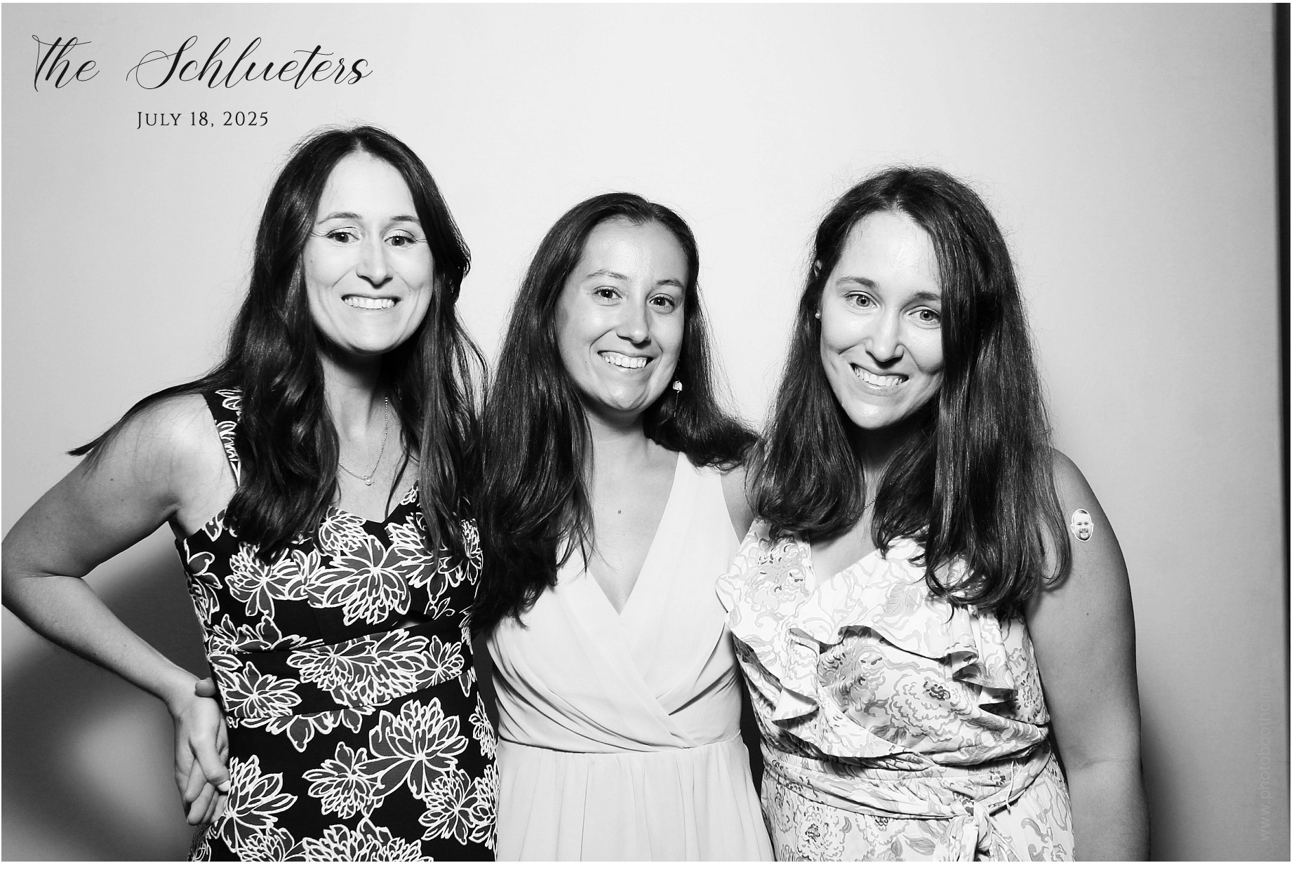 Erin & Tim | View more photos from the event at gallery.photoboothcincy.com/u/PhotoBoothCincy/Erin-Tim