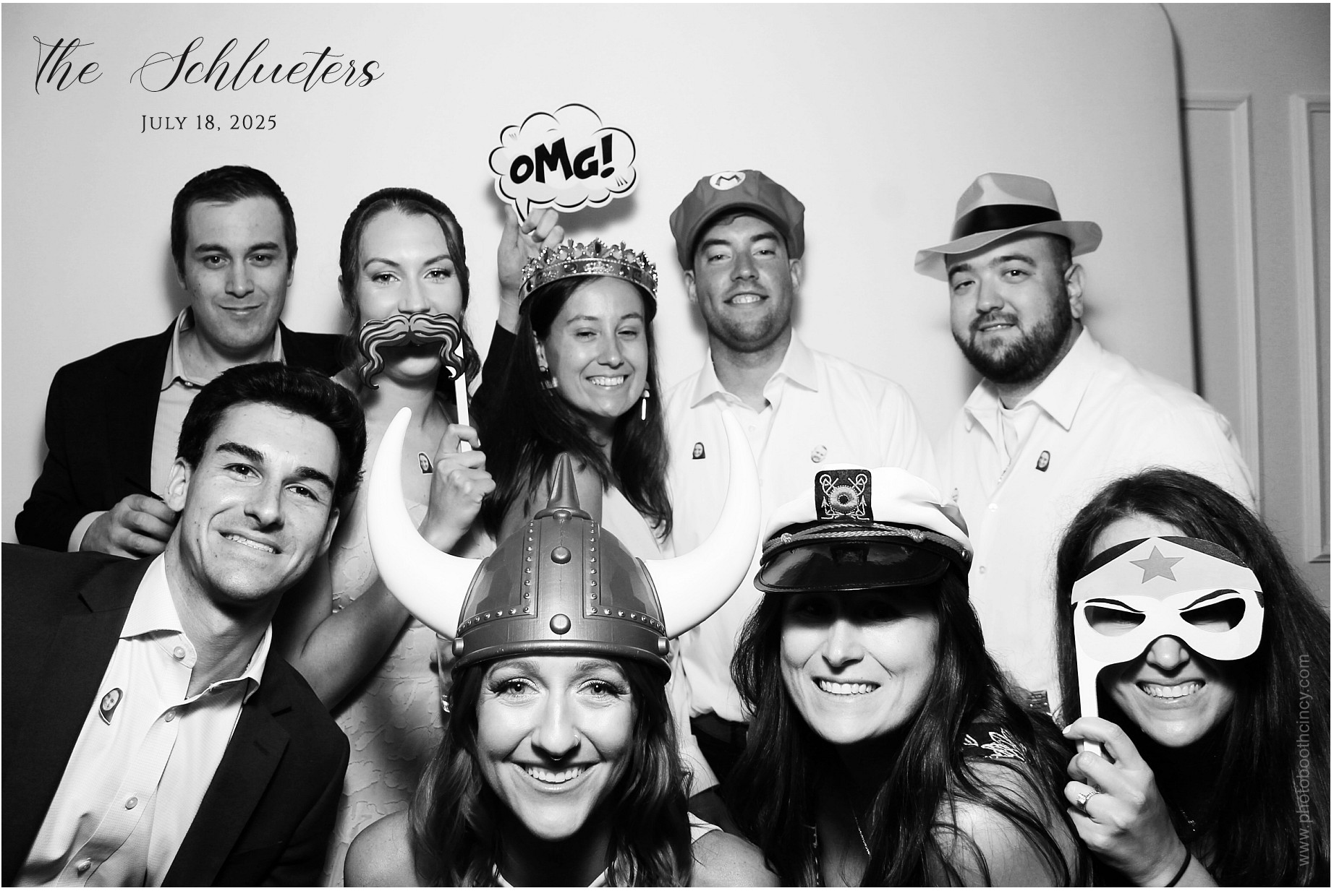 Erin & Tim | View more photos from the event at gallery.photoboothcincy.com/u/PhotoBoothCincy/Erin-Tim