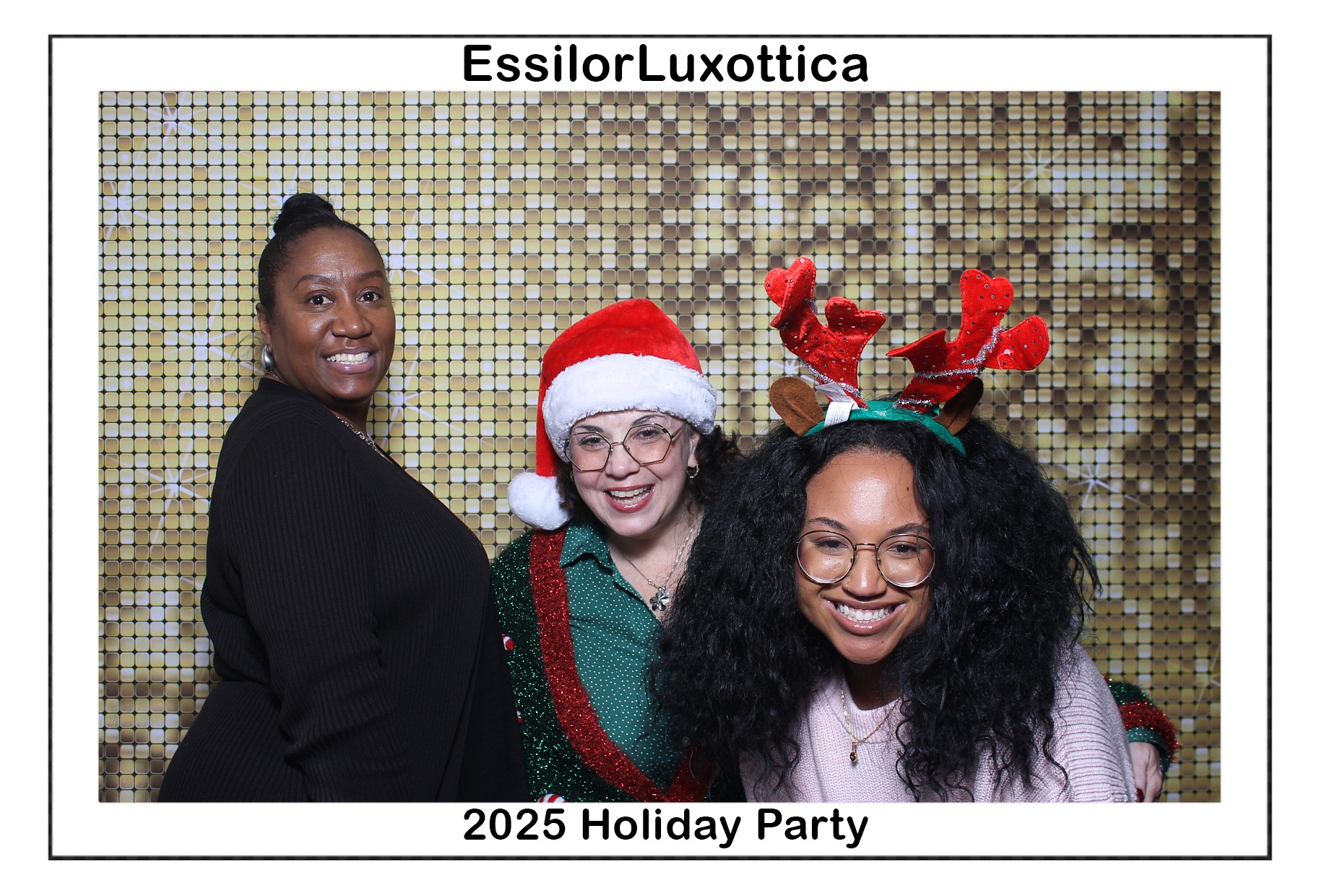 Essilorluxottica Party | View more photos from the event at gallery.photoboothcincy.com/u/PhotoBoothCincy/Essilorluxottica-Party